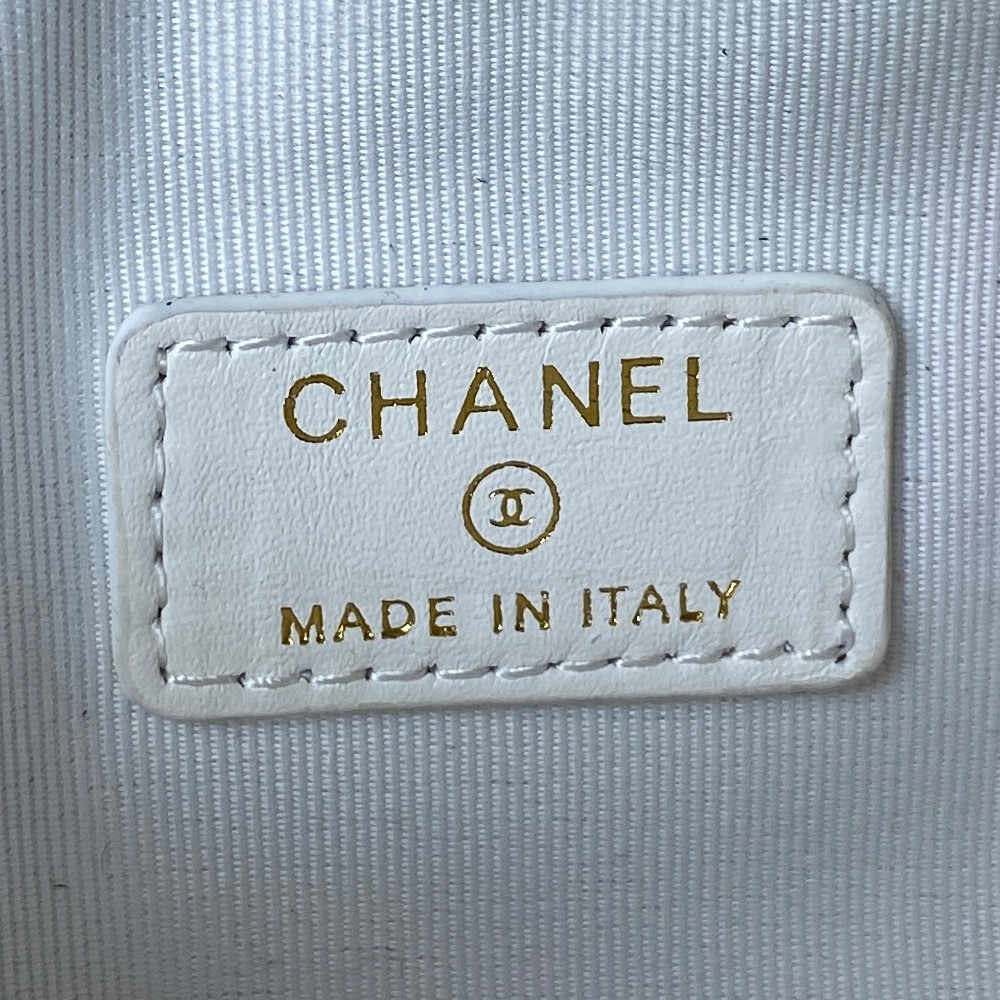 [TOP] CHANEL Mini Love Bag 13×12×5.5cm - GHW - 3 Color