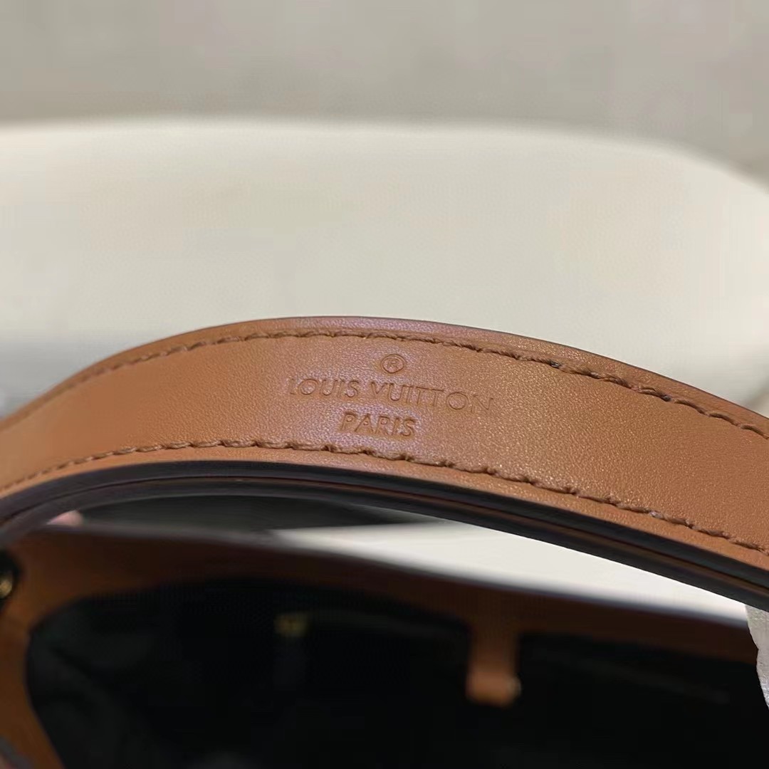 [TOP] Louis Vuitton LV LV DAUPHINE Handbag