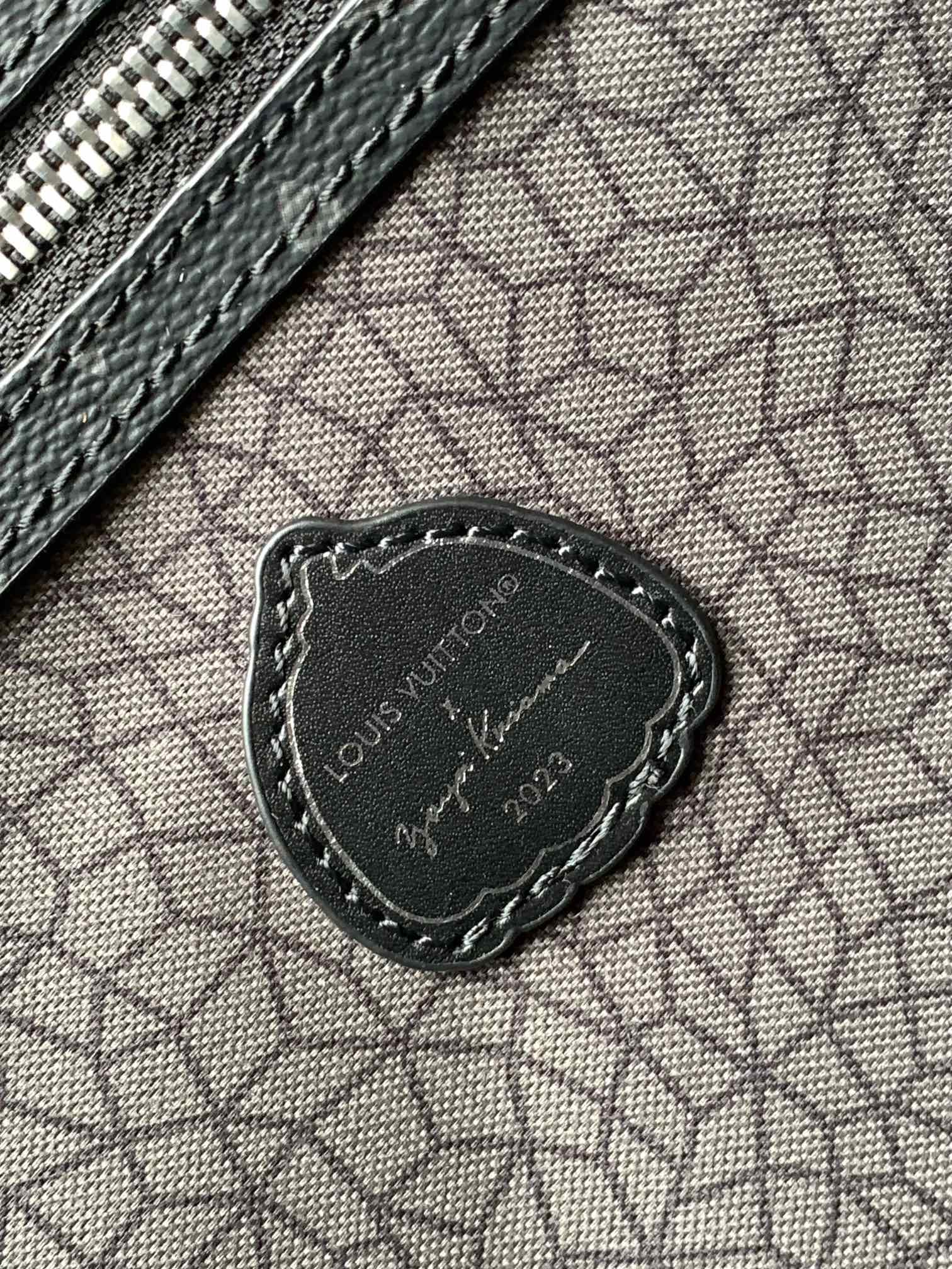 [TOP] Louis Vuitton LV LV x YK WEEKEND TOTE BAG 41x 34 x 17.5 cm-Black