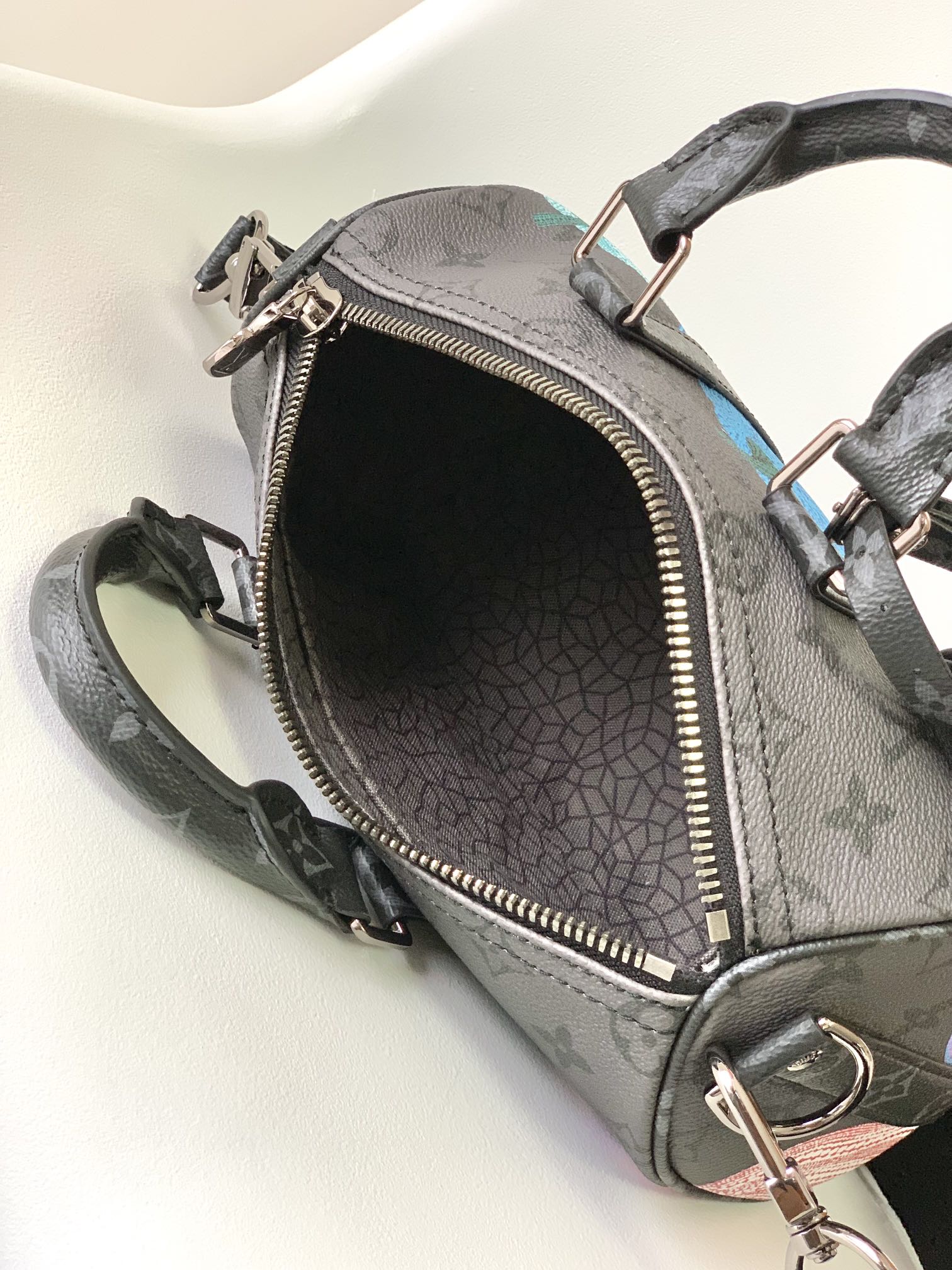 [TOP] Louis Vuitton LV  Keepall  Bag 21cm-Black