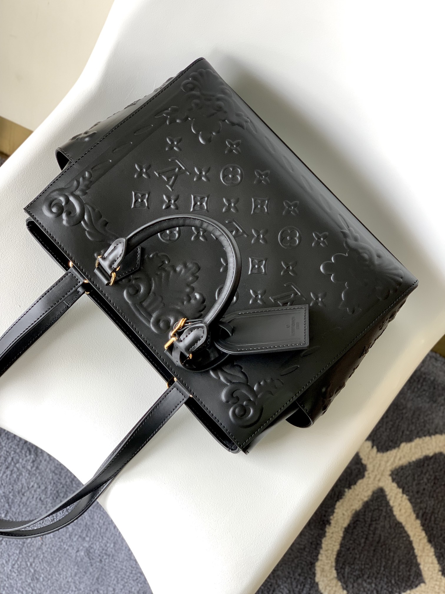 [TOP] Louis Vuitton LV  Ornaments Sac Plat Tote Bag 32.0 x 26.0 x 13.0 cm-Black