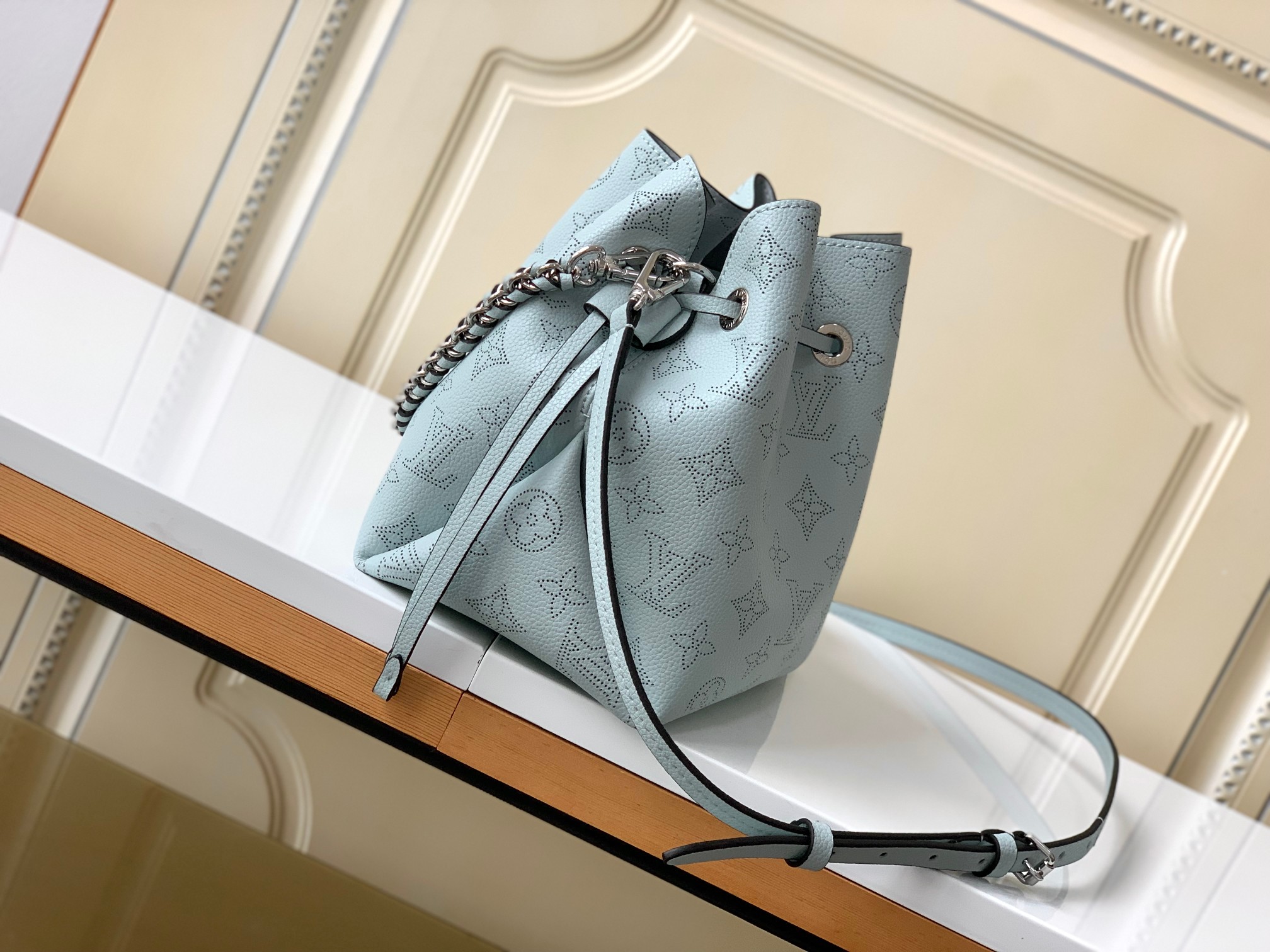 [TOP] Louis Vuitton LV Mahina Bella Bag - Blue