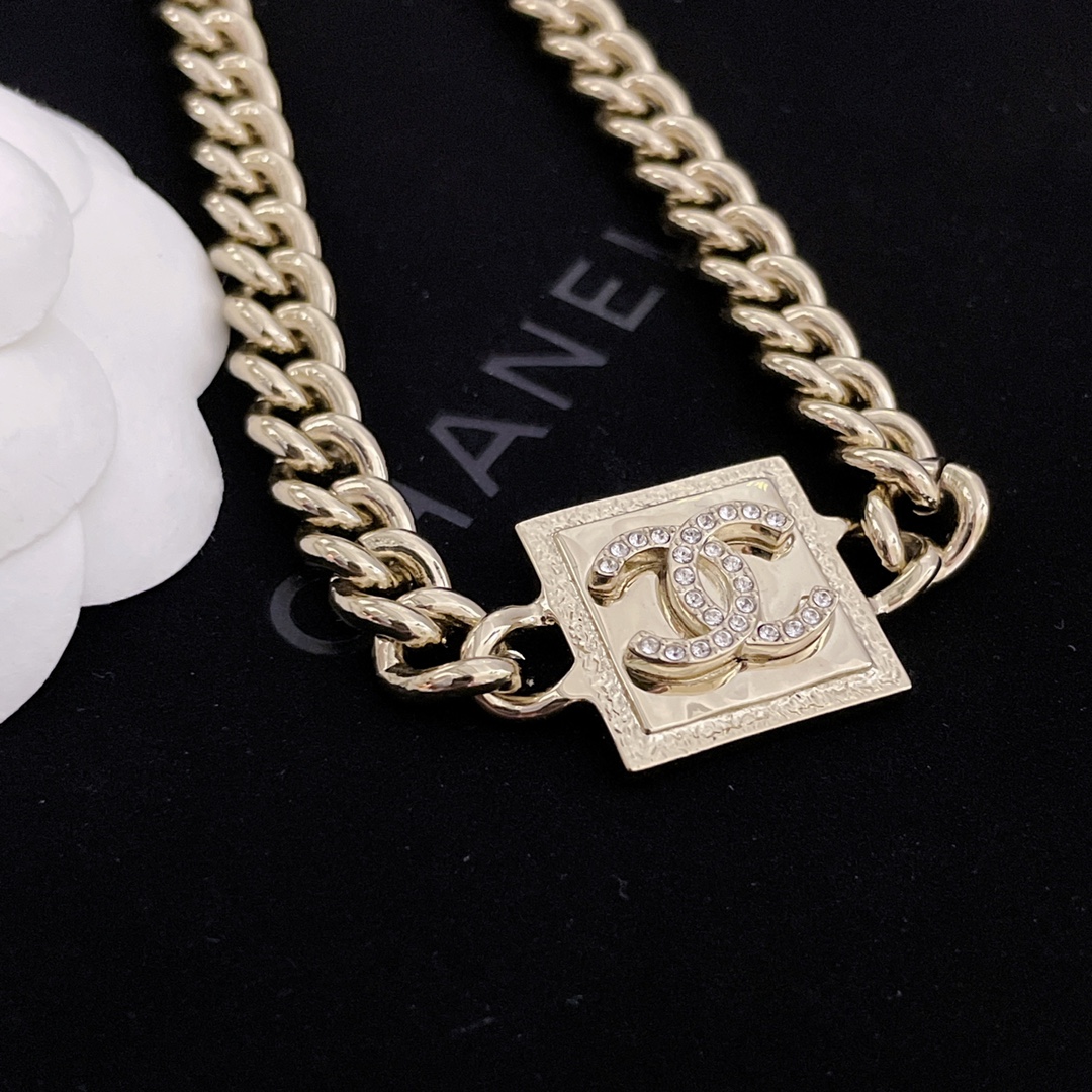 [TOP] CHANEL Metal Chain Rope Square Choker
