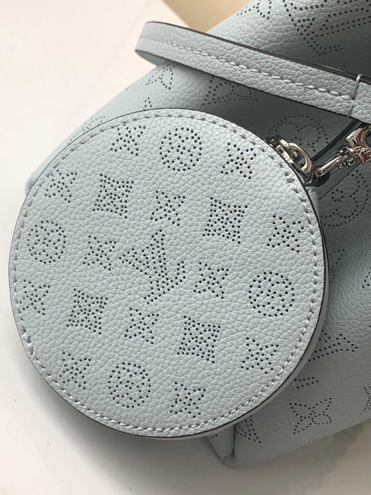 [TOP] Louis Vuitton LV Mahina Bella Bag - Blue