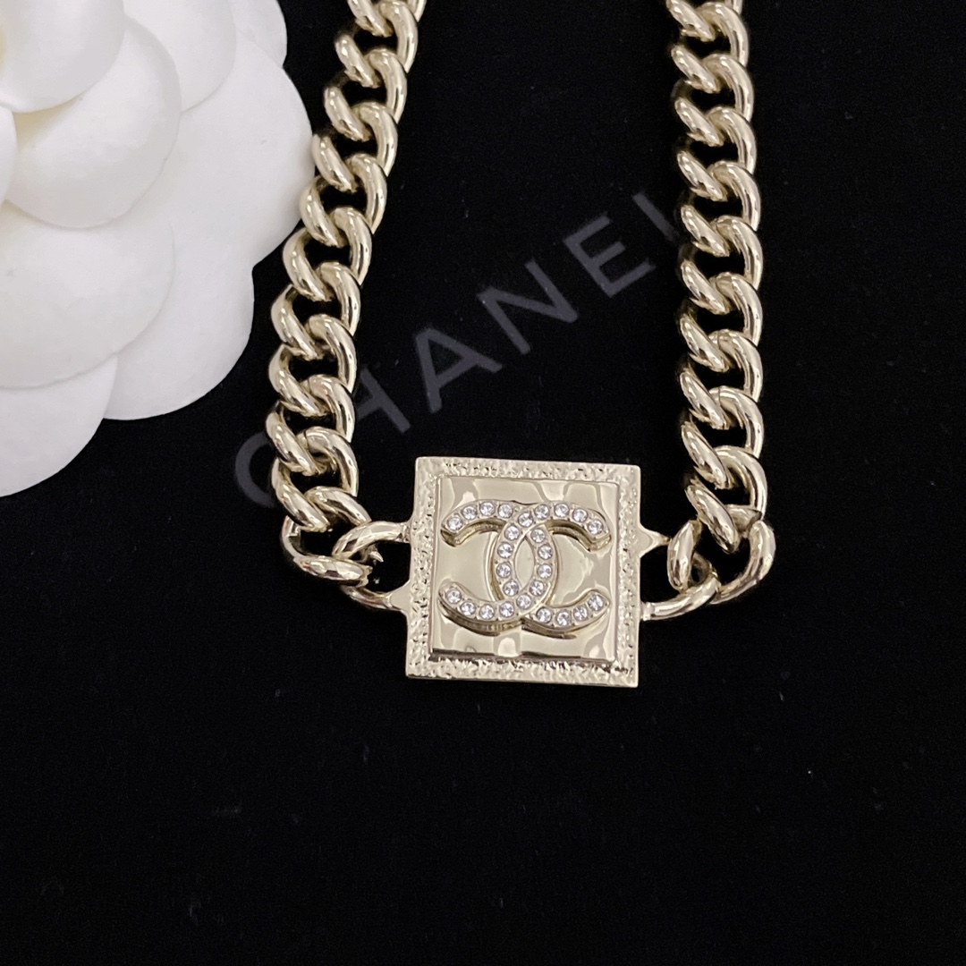 [TOP] CHANEL Metal Chain Rope Square Choker