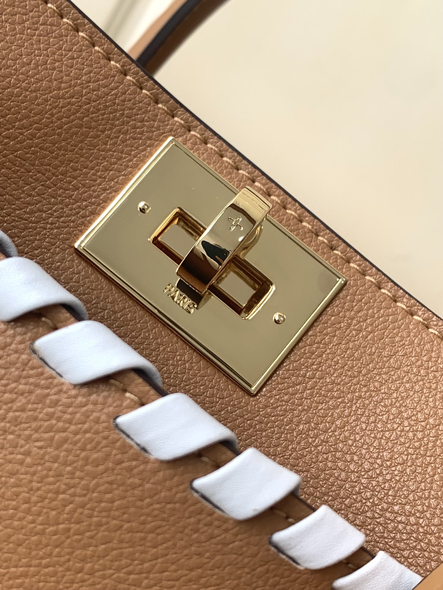 [TOP] Louis Vuitton LV  On My Side Tote Braided series Bag