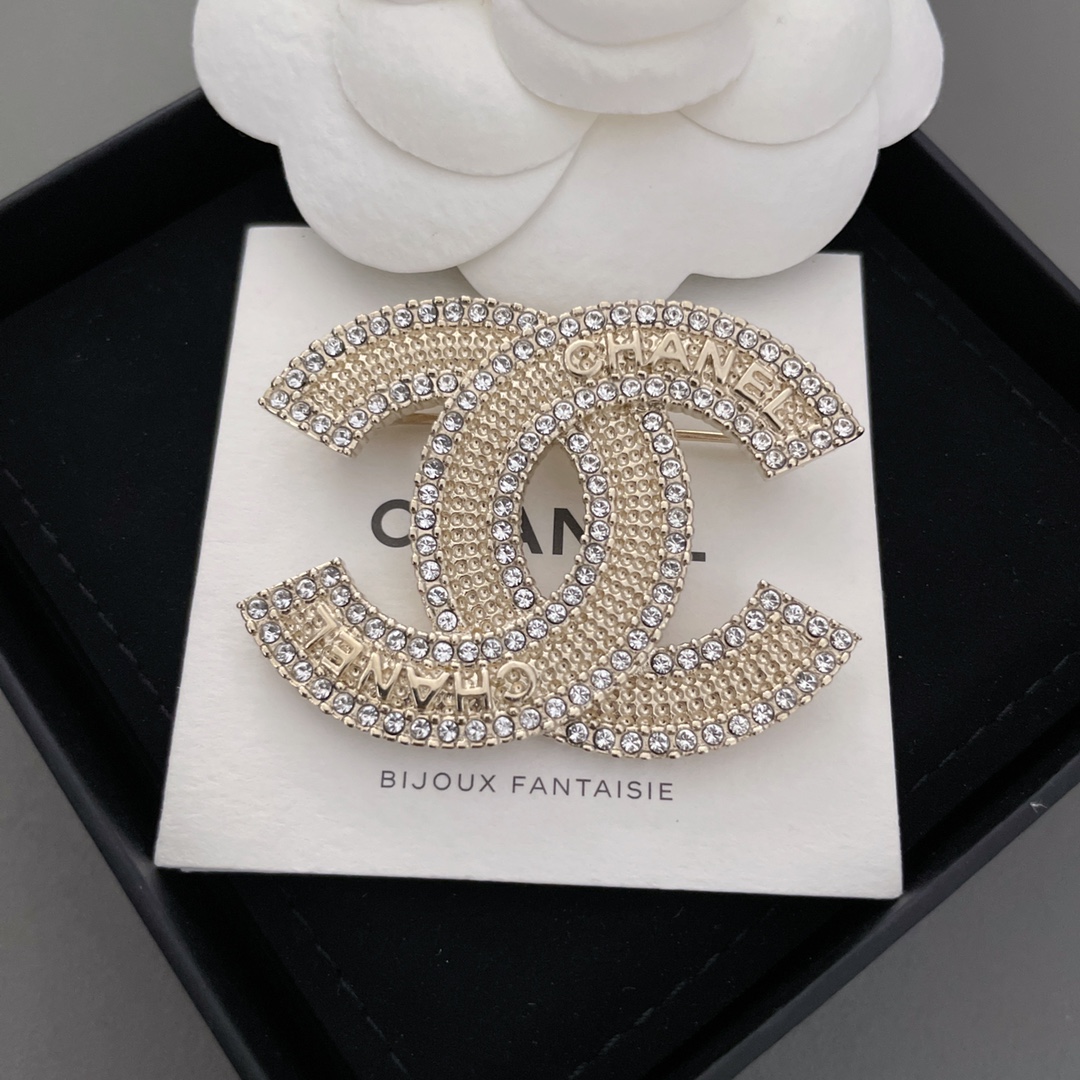 [Top] CHANEL Inspired Diamond Brooch - Light Gold
