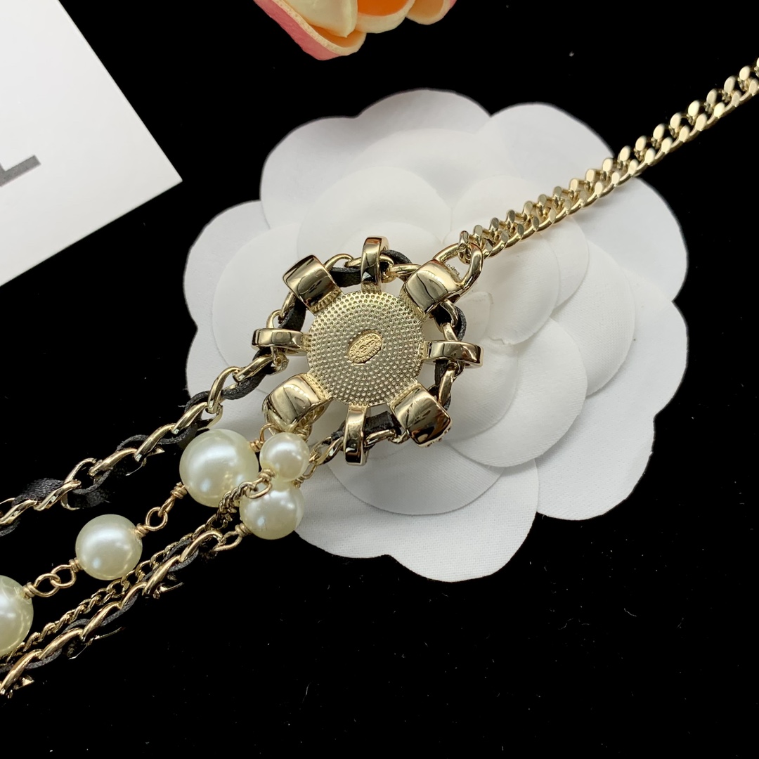 [TOP] CHANEL Pearl/Diamond Choker Necklace