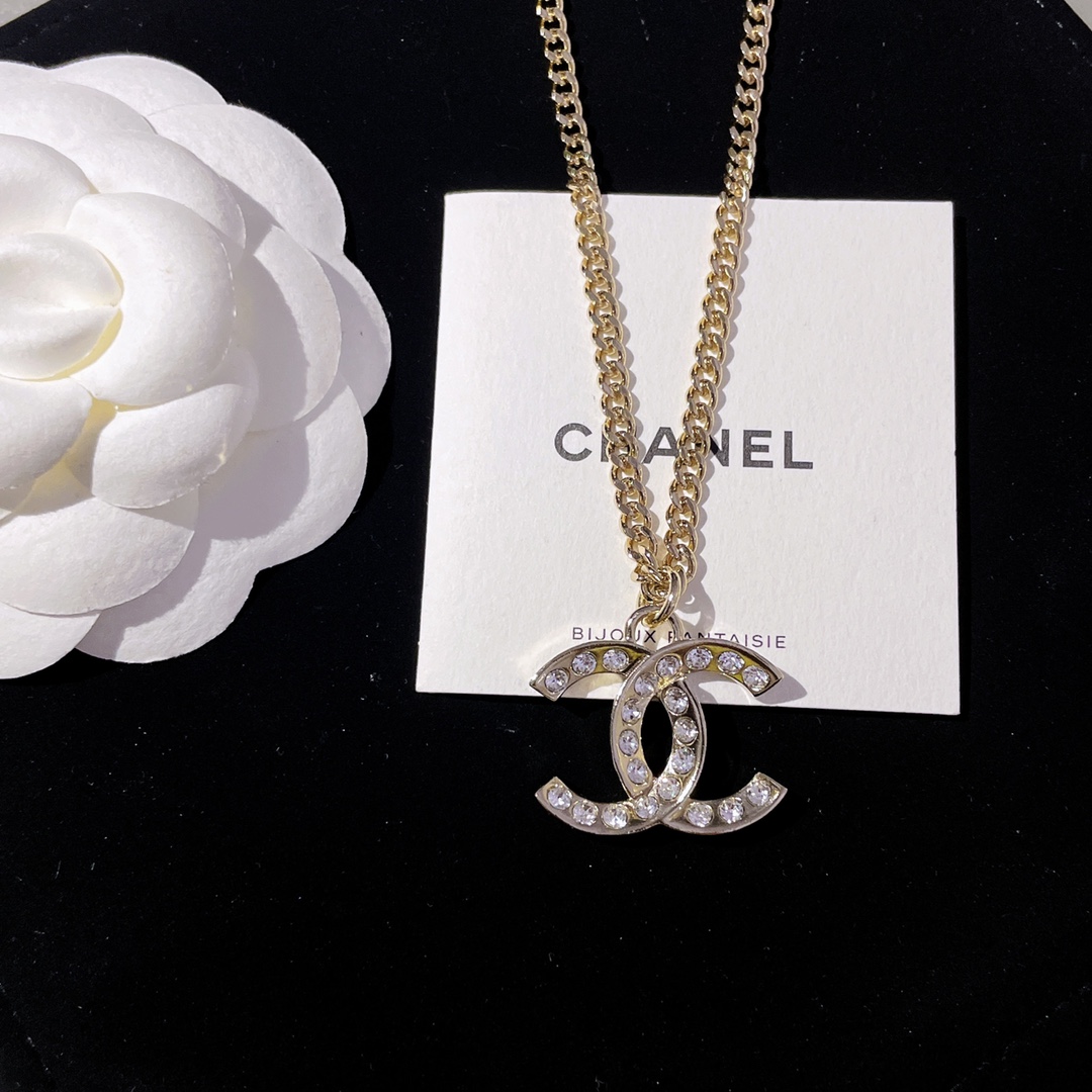 [TOP] CHANEL Chain Rope Lambskin Number 5 Necklace - Light Gold