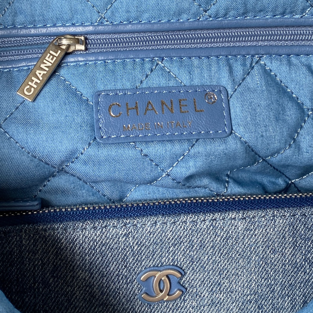 [TOP] CHANEL Gabrielle Travel Metal/Denim Interwoven Chain 35x37x7cm/39x42x8cm - Navy