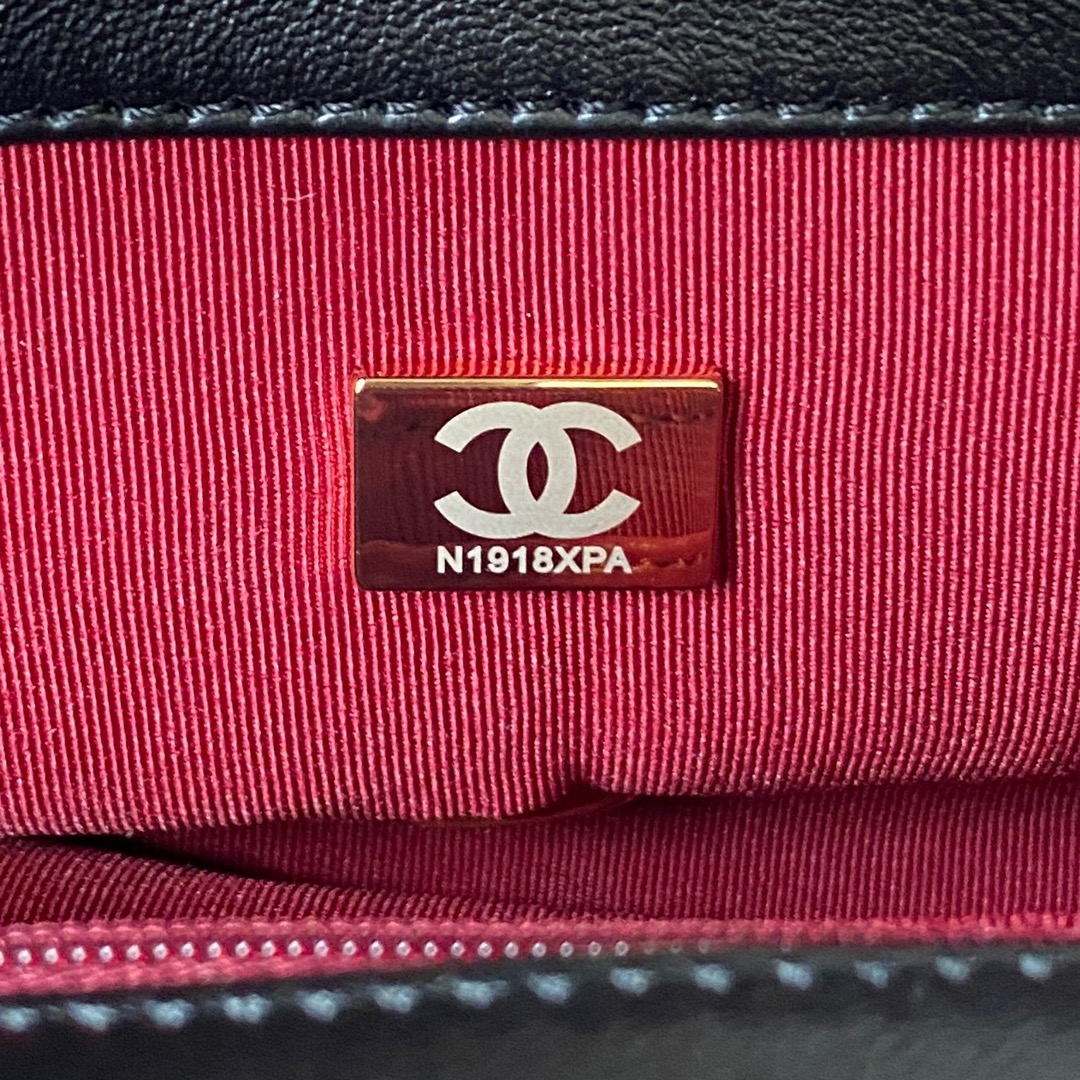 [TOP] CHANEL Mini Square Adjustable Coin Chain Flap Bag SS21 12x21x7 cm - Black