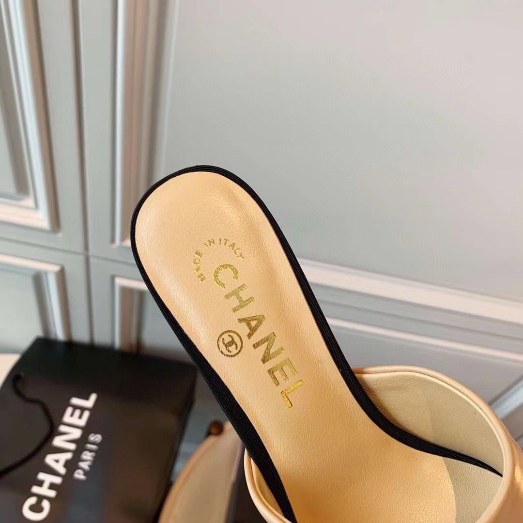 [TOP] CHANEL High Heel - beige