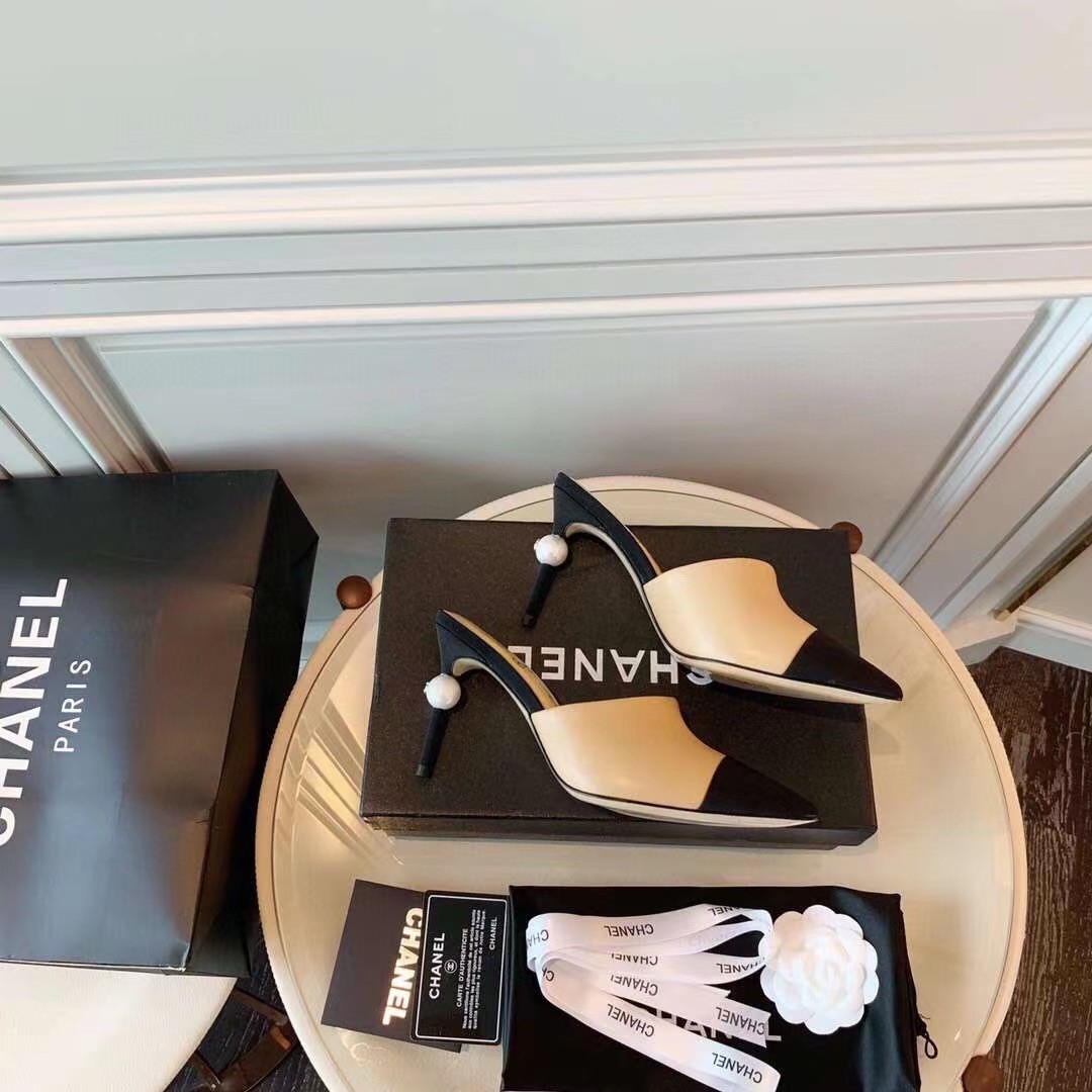 [TOP] CHANEL High Heel - beige