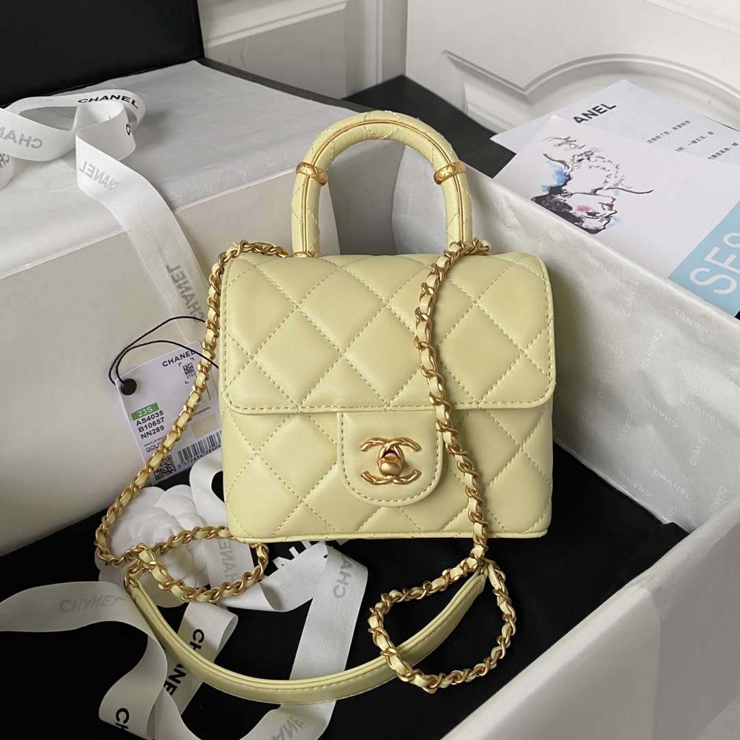 [TOP] CHANEL Lambskin Small Clutch 15*15.5*7.5 cm - Light Yellow