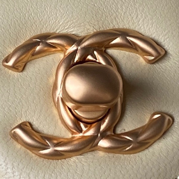 [TOP] CHANEL Lambskin Small Clutch 15*15.5*7.5 cm - Light Yellow