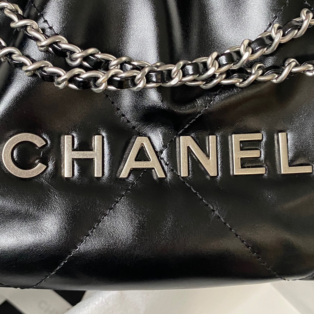 [TOP] CHANEL mini22 Quilted Chain Small Bag 19x20x6cm - Black