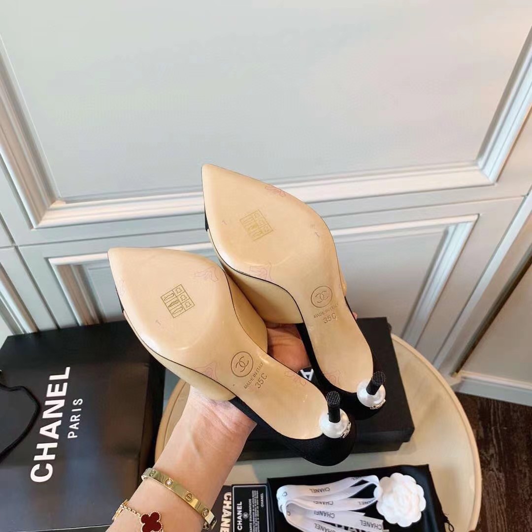 [TOP] CHANEL High Heel - beige