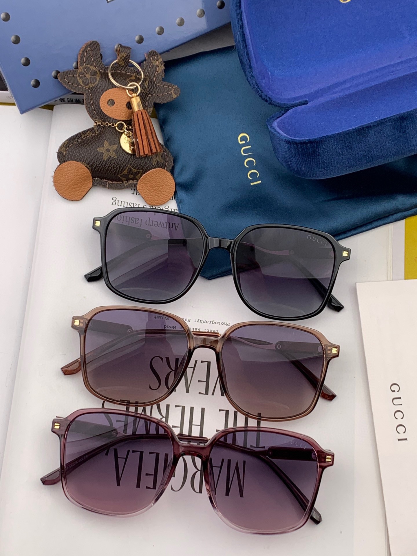 [TOP] Gucci  Sunglasses  - 3 Color