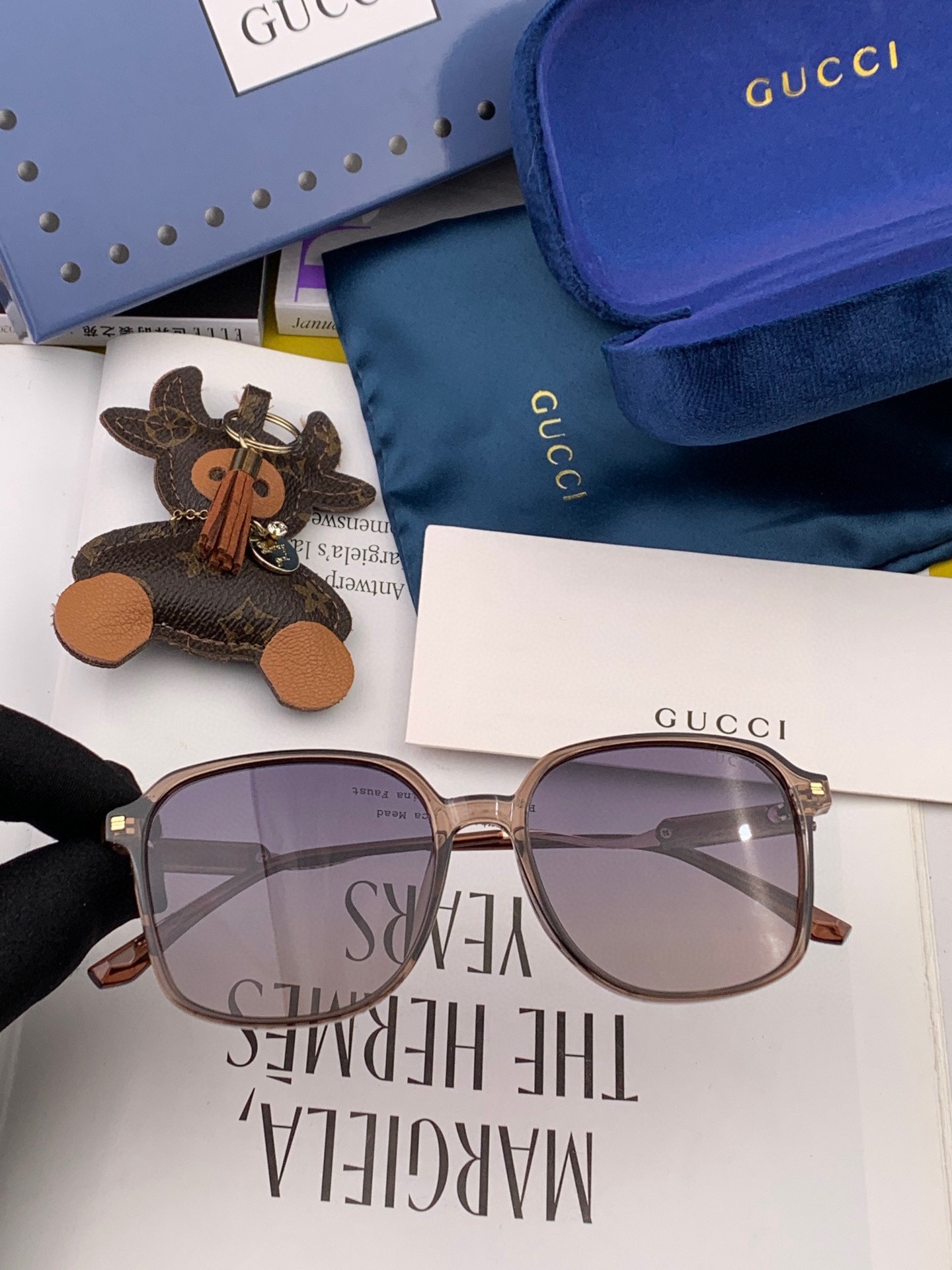 [TOP] Gucci  Sunglasses  - 3 Color