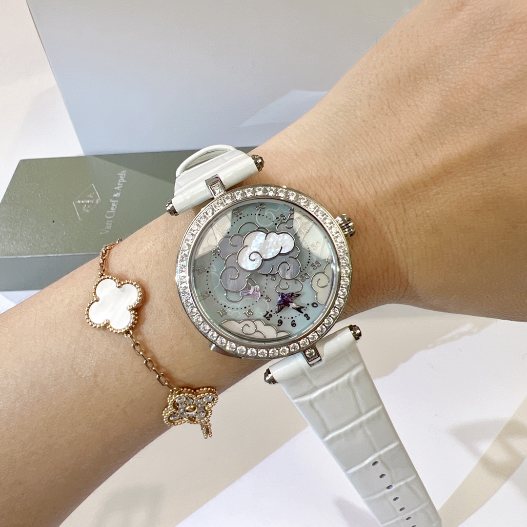 [TOP] Van Cleef & Arpels Lady Arpels Ronde des Papillons Watches with Diamonds - White