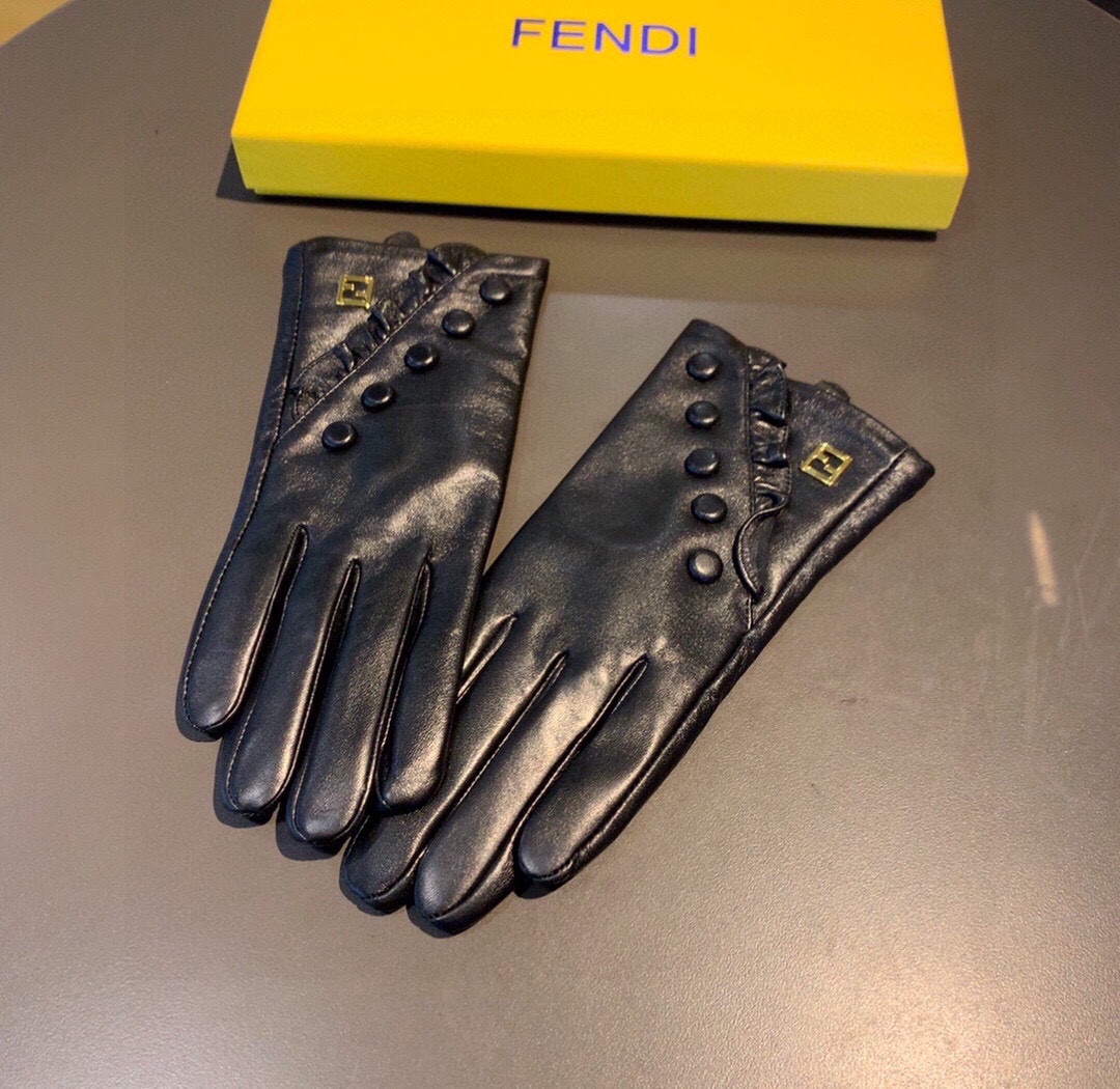 [TOP] FENDI Gloves - Black