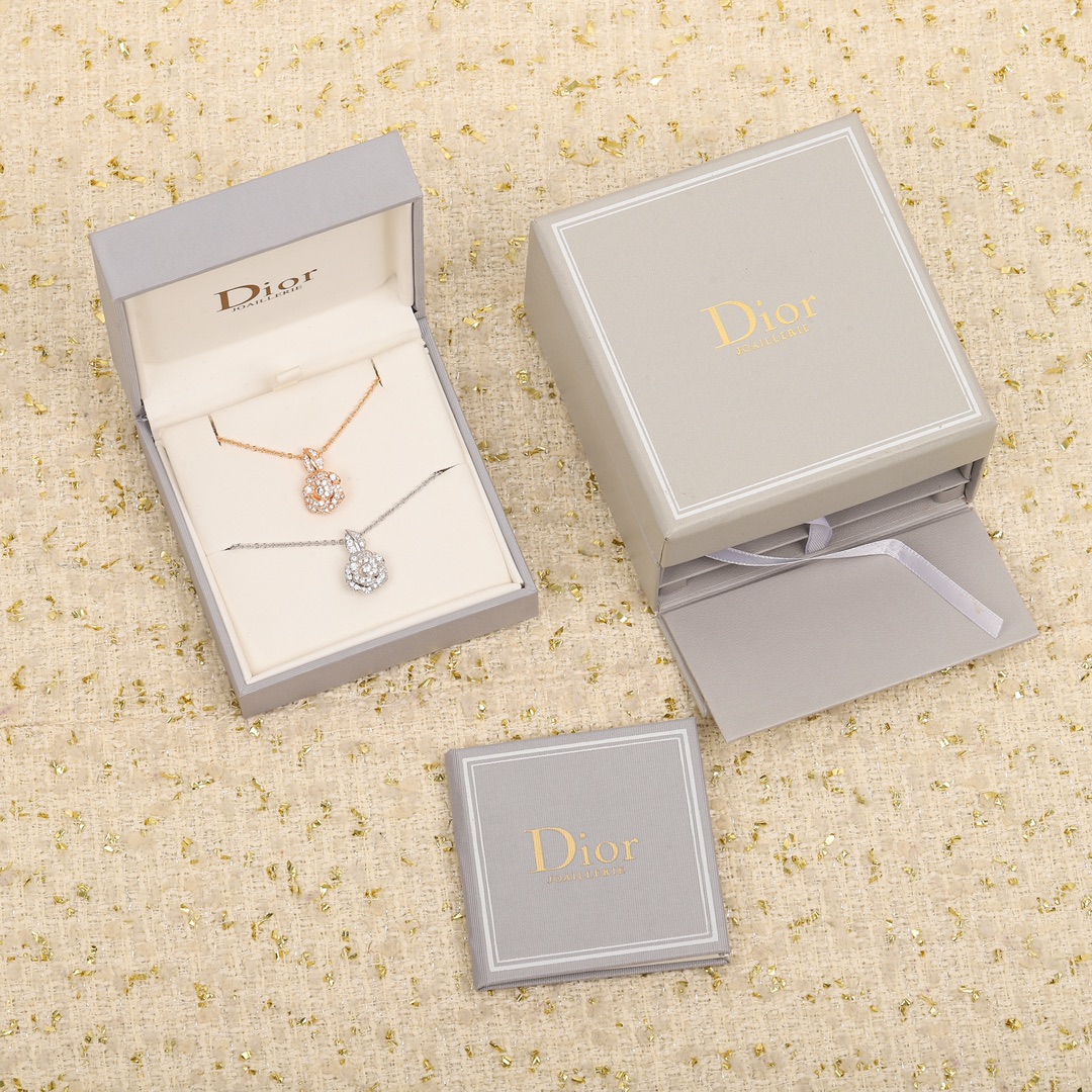 [TOP] Christian Dior 30 Montaigne small rose necklace