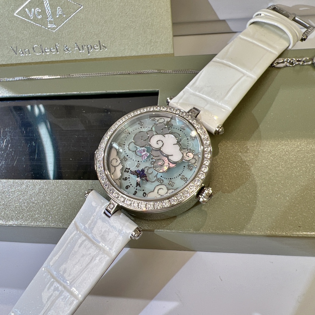 [TOP] Van Cleef & Arpels Lady Arpels Ronde des Papillons Watches with Diamonds - White
