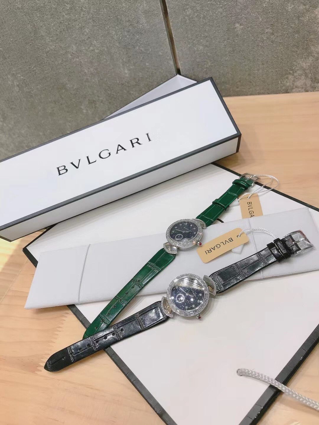 [Top] BVLGARI DIVAS'DREAM Watches with Diamond - 2 Color