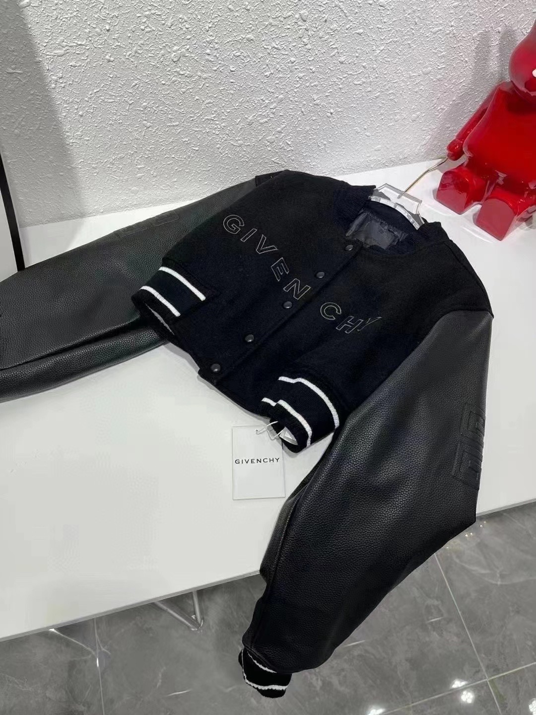 Only One [TOP] GIVENCHY Jacket - Black - No refund or exchange