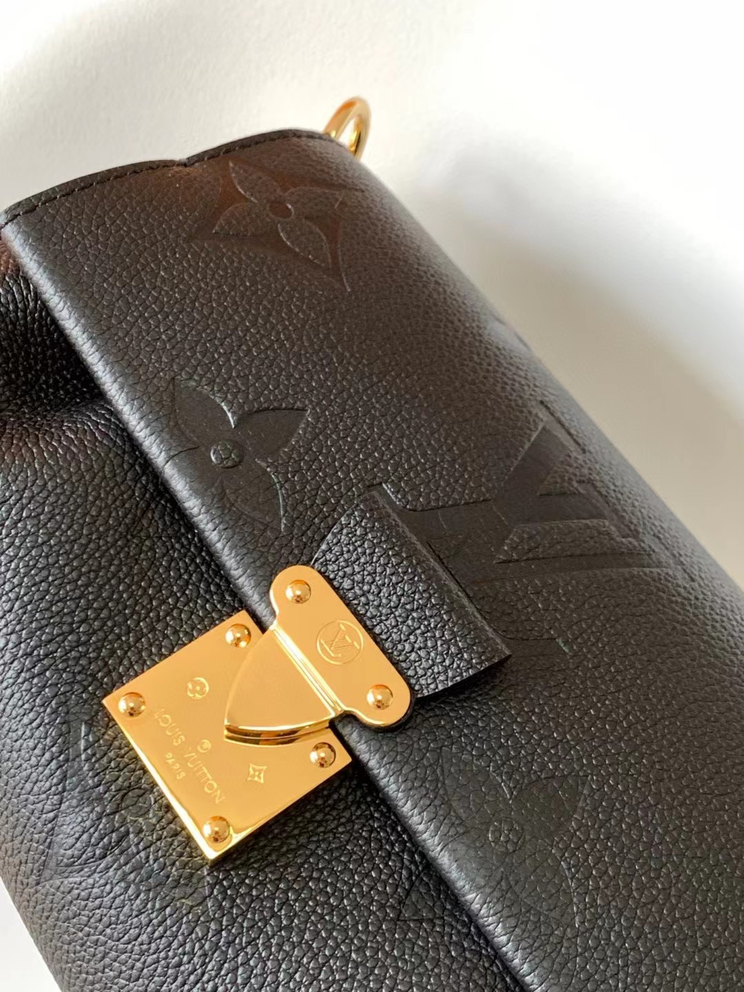 [TOP] Louis Vuitton LV Favorite Bag 24/14/9cm- BLACK