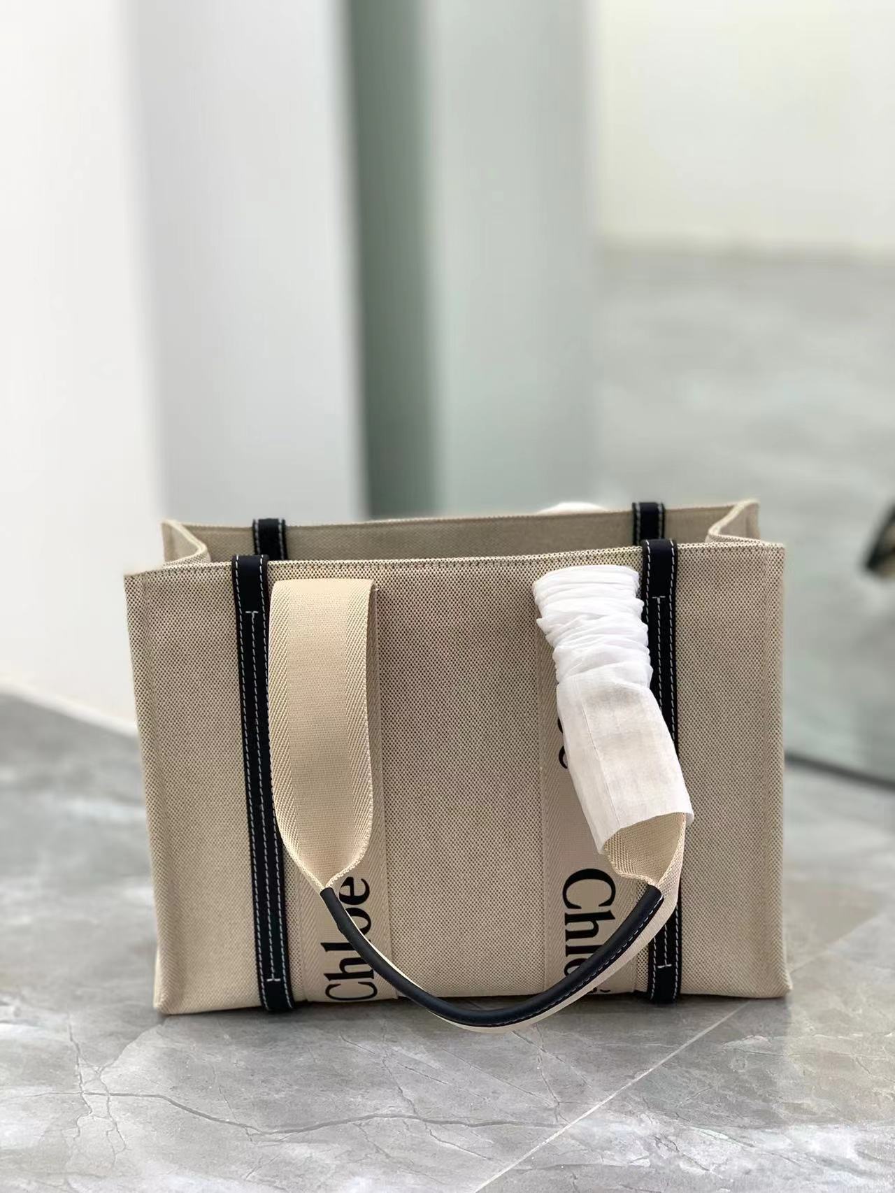 [TOP] Chloe  Woody Tote Bag - Denim