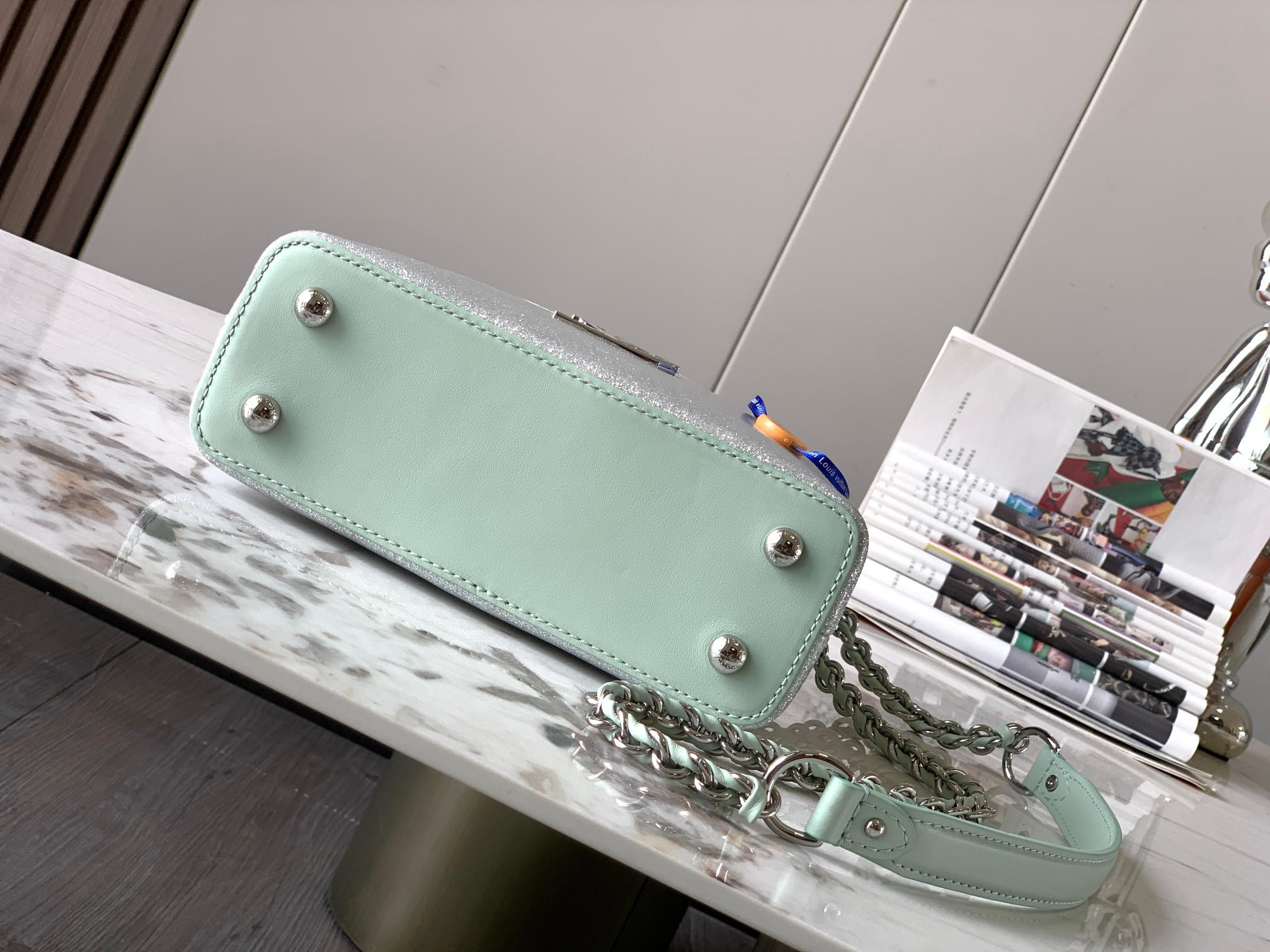 [TOP] Louis Vuitton LV Capucines Star Crystal Shell Buckle Bag 2 Sizes-Sliver