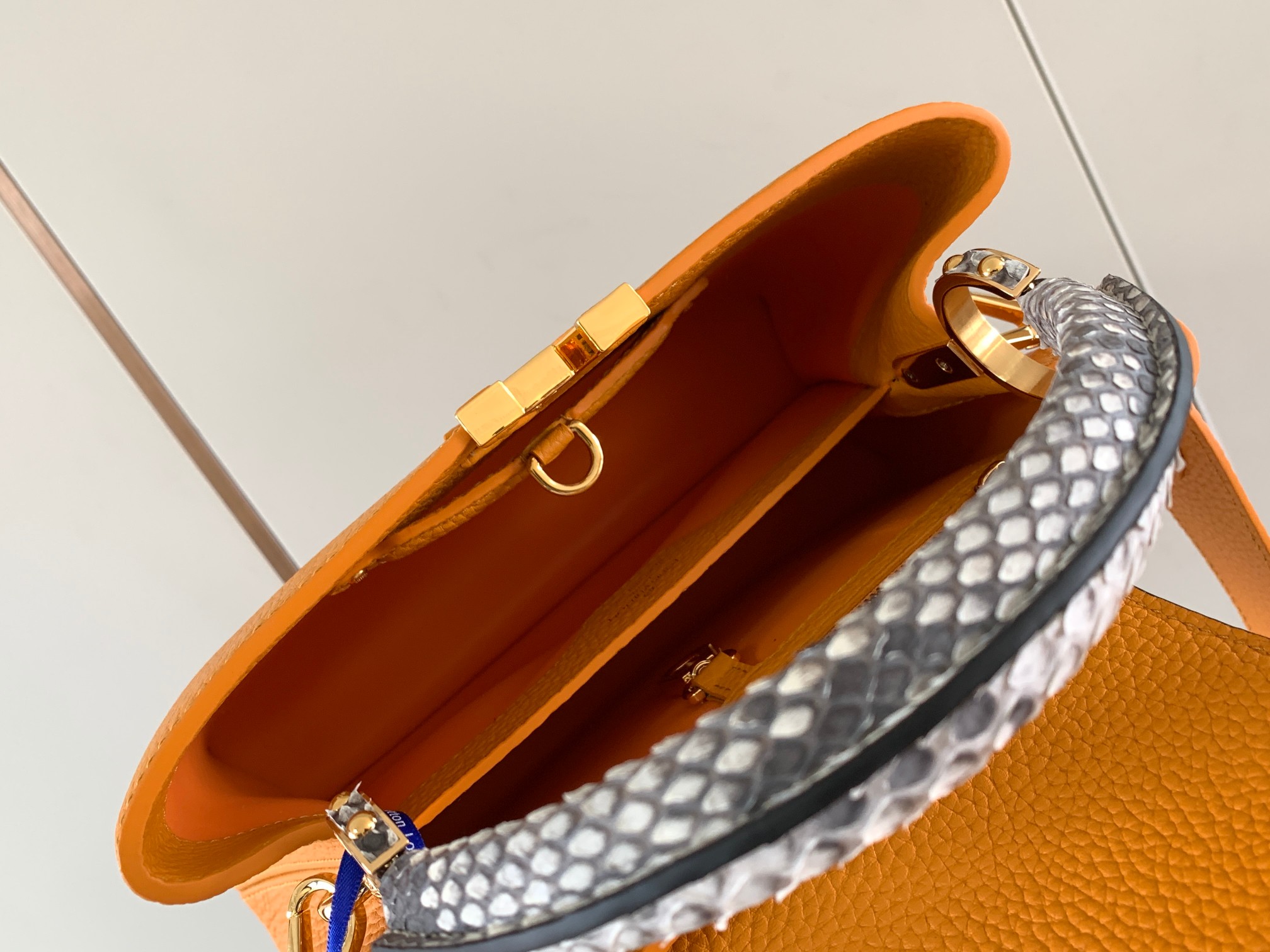 [TOP] Louis Vuitton LV Capucines Python Gold Buckle Bag - Yellow