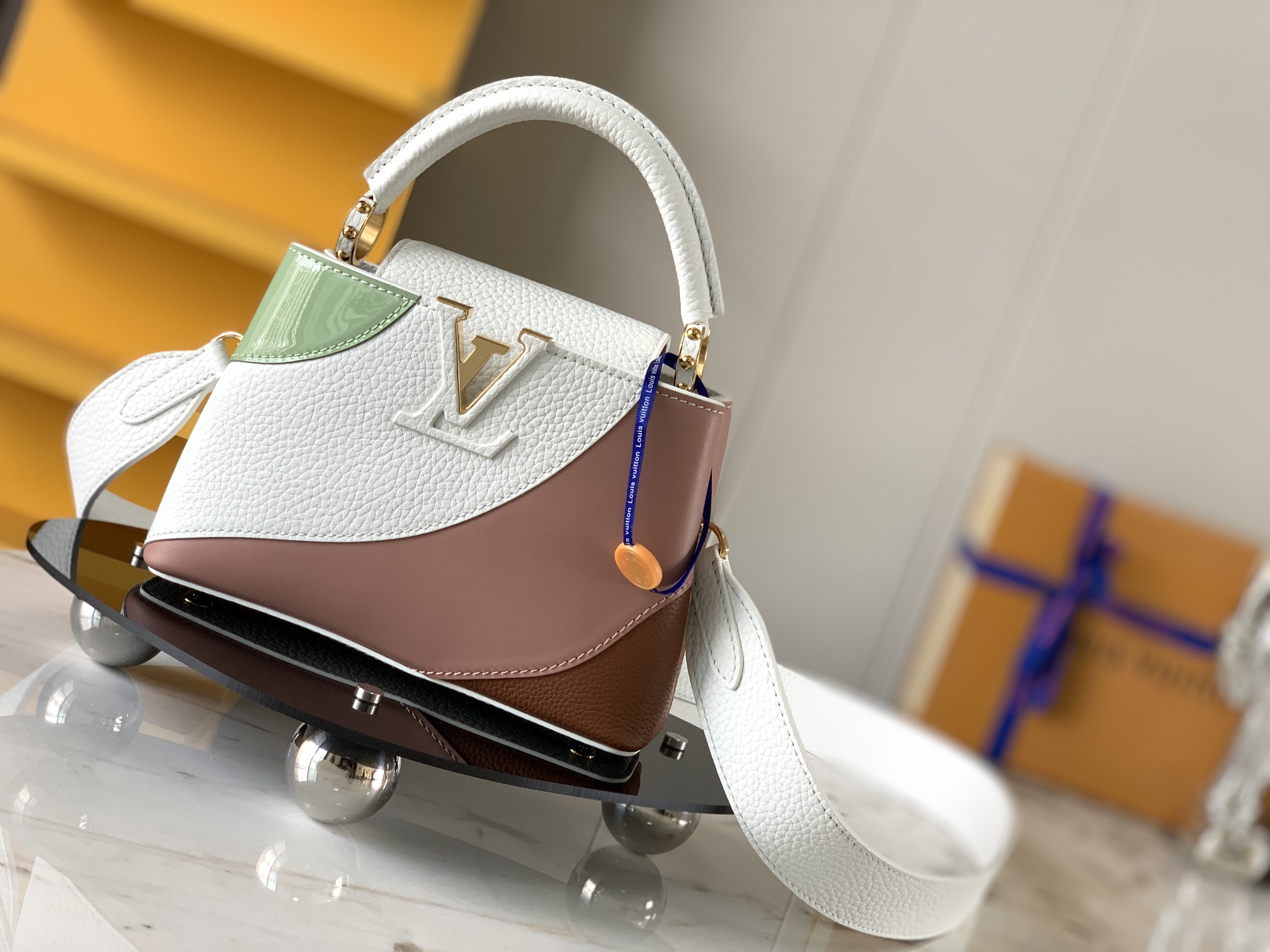 [TOP] Louis Vuitton LV Capucines Bag 2 Sizes-White and Pink and Green and Brown