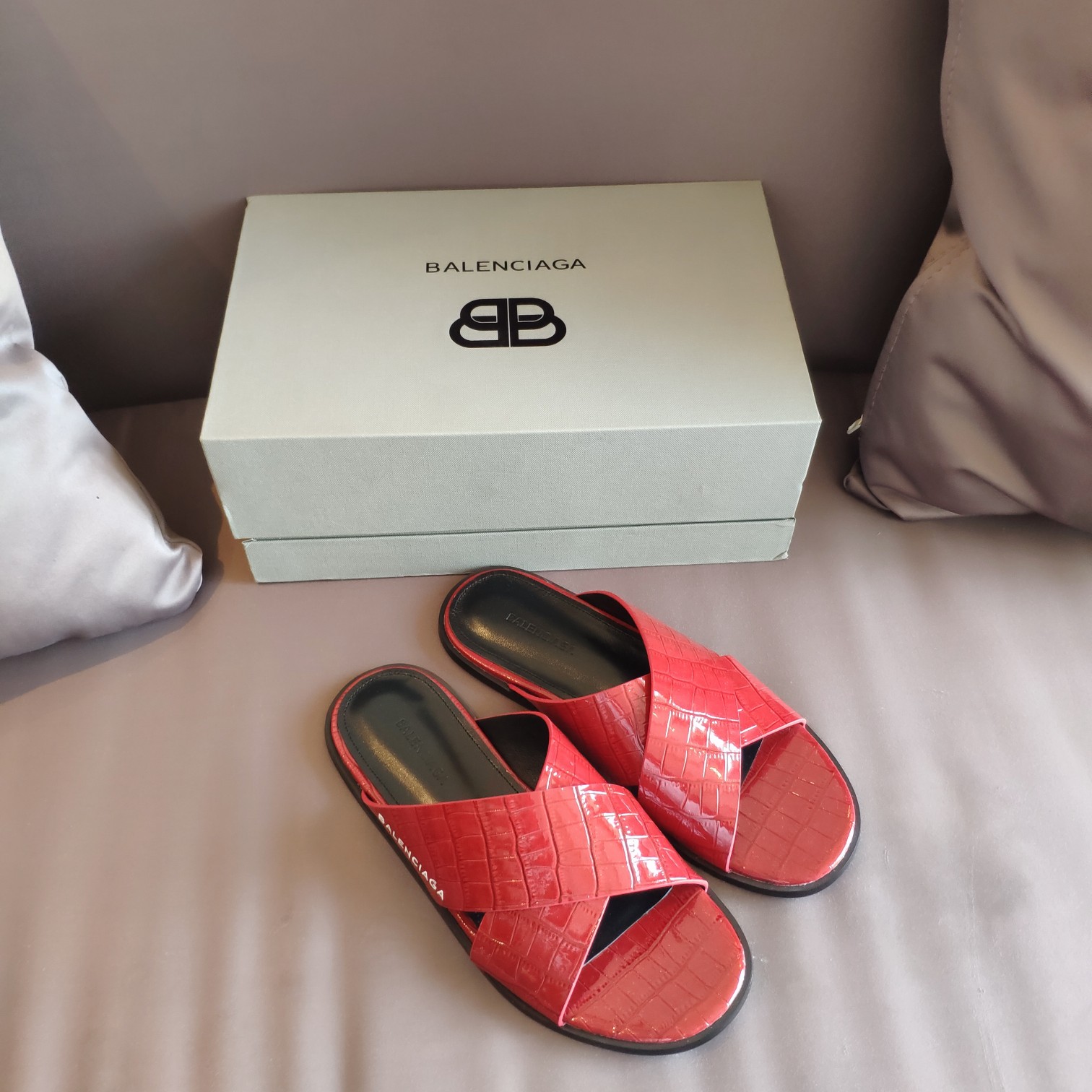 [TOP] BALENCIAGA  Slides - 3Color