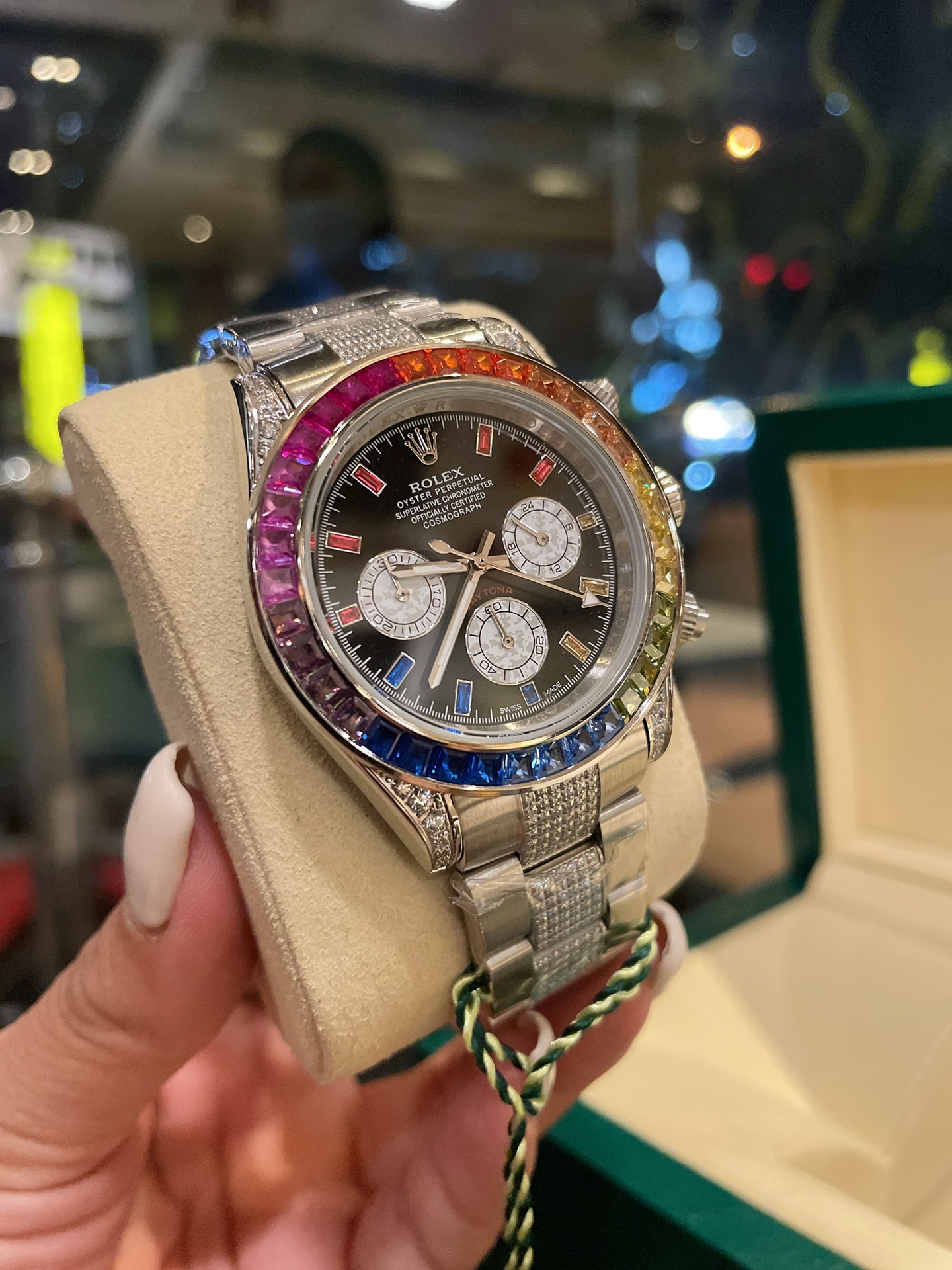 [TOP] ROLEX Daytona Rainbow Black Dial - Rose Gold