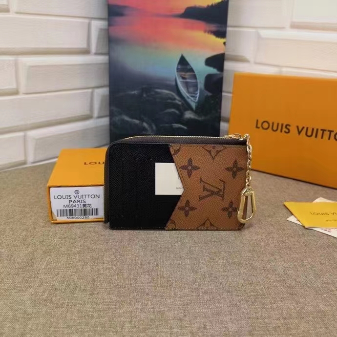 [TOP] Louis Vuitton LV LV Compact Key Wallet - Monogram