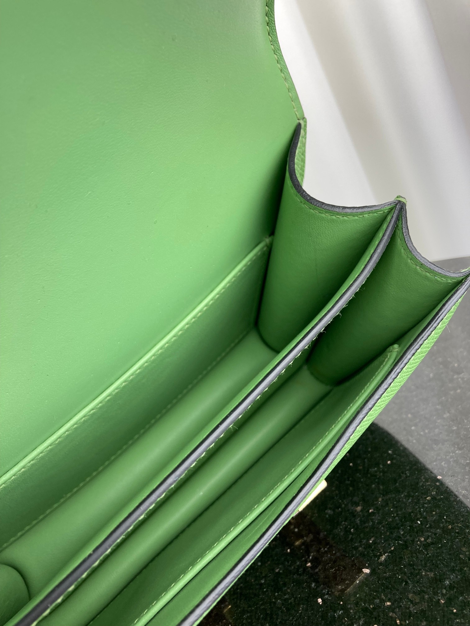 [TOP] HERMES Constance Epsom Leather - Green & GHW