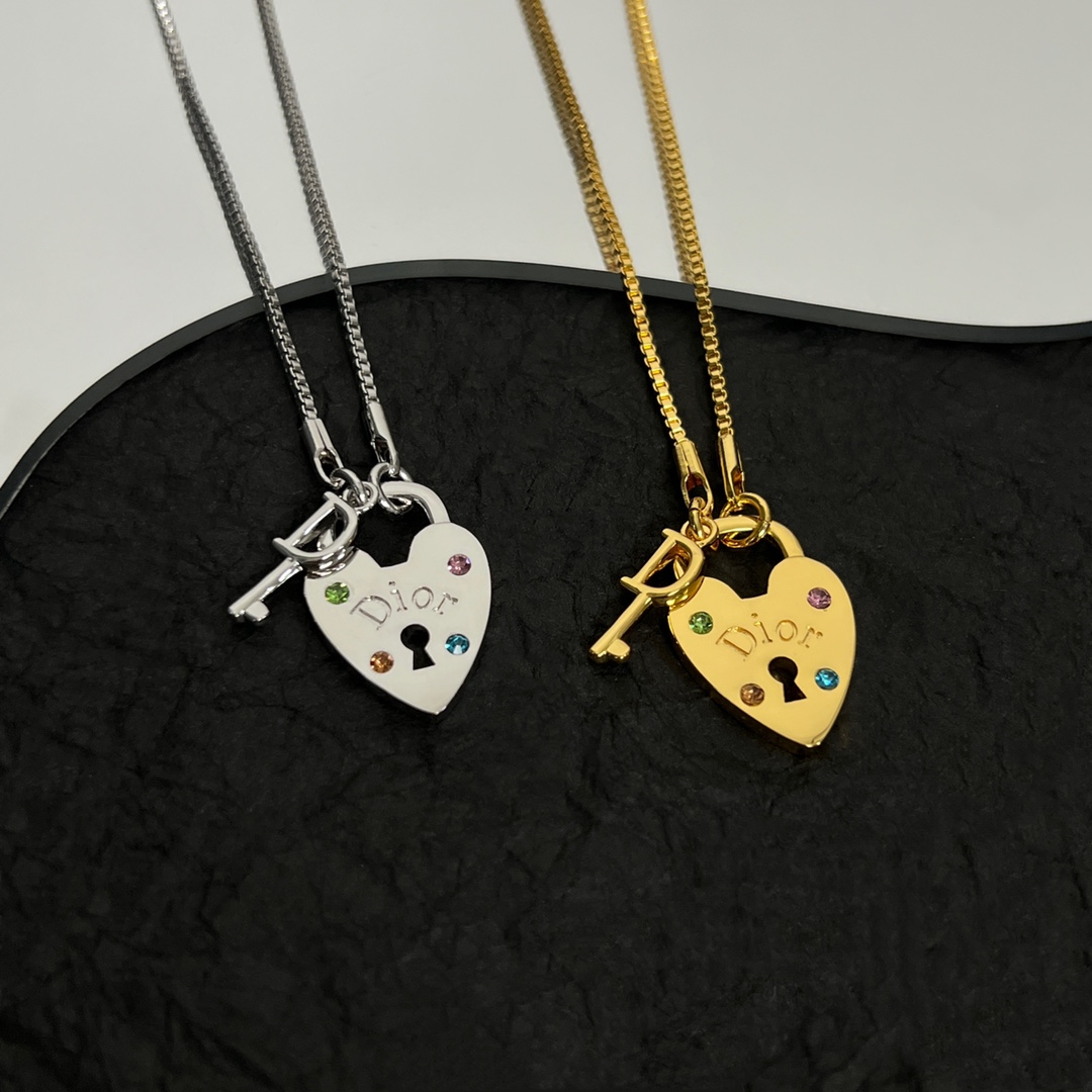 [TOP] Christian Dior Heart Lock Key Pendant Necklace - 2 colors