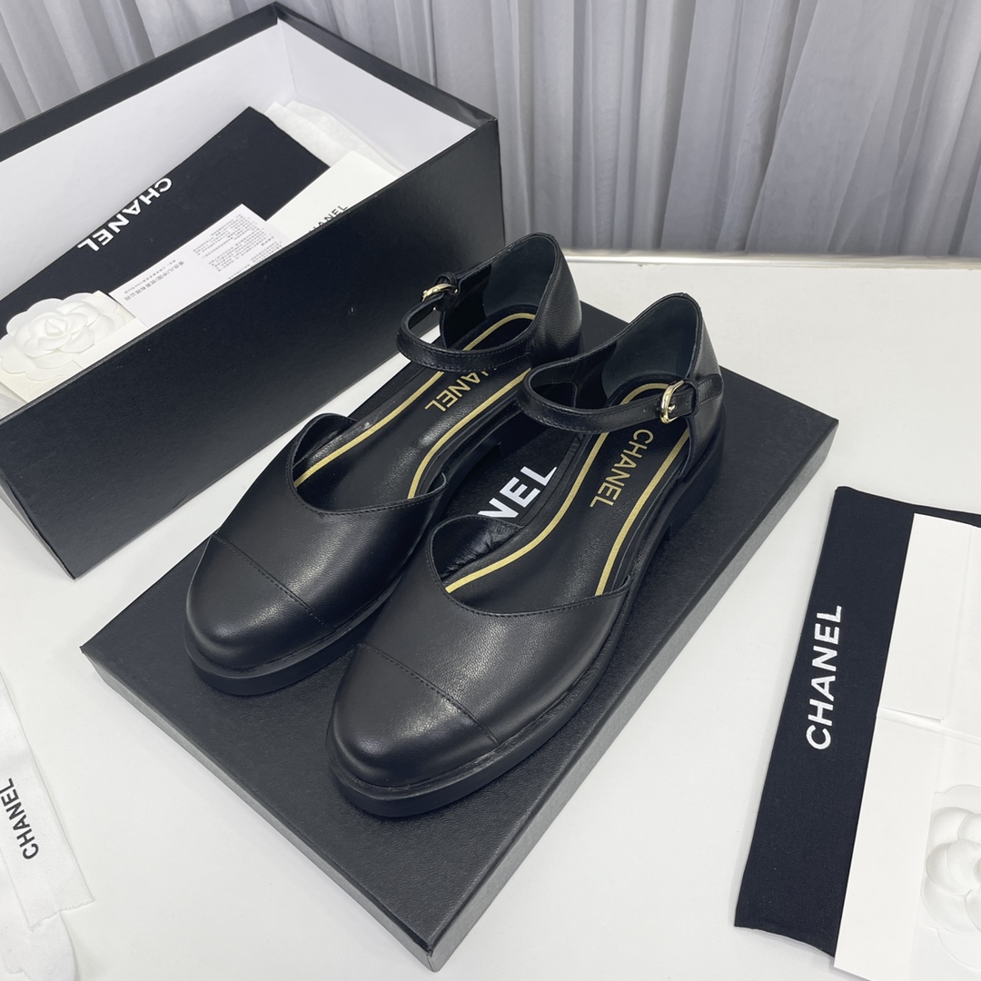 [TOP] CHANEL Two Tone Mules - Collection