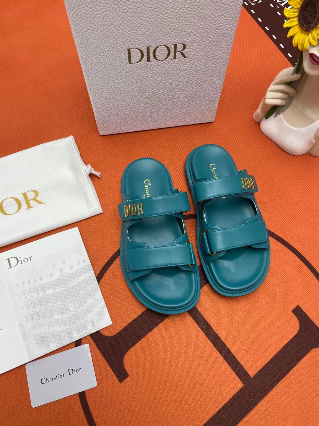 [TOP] Christian Dior Leather Dad Sandals Slides - Collection