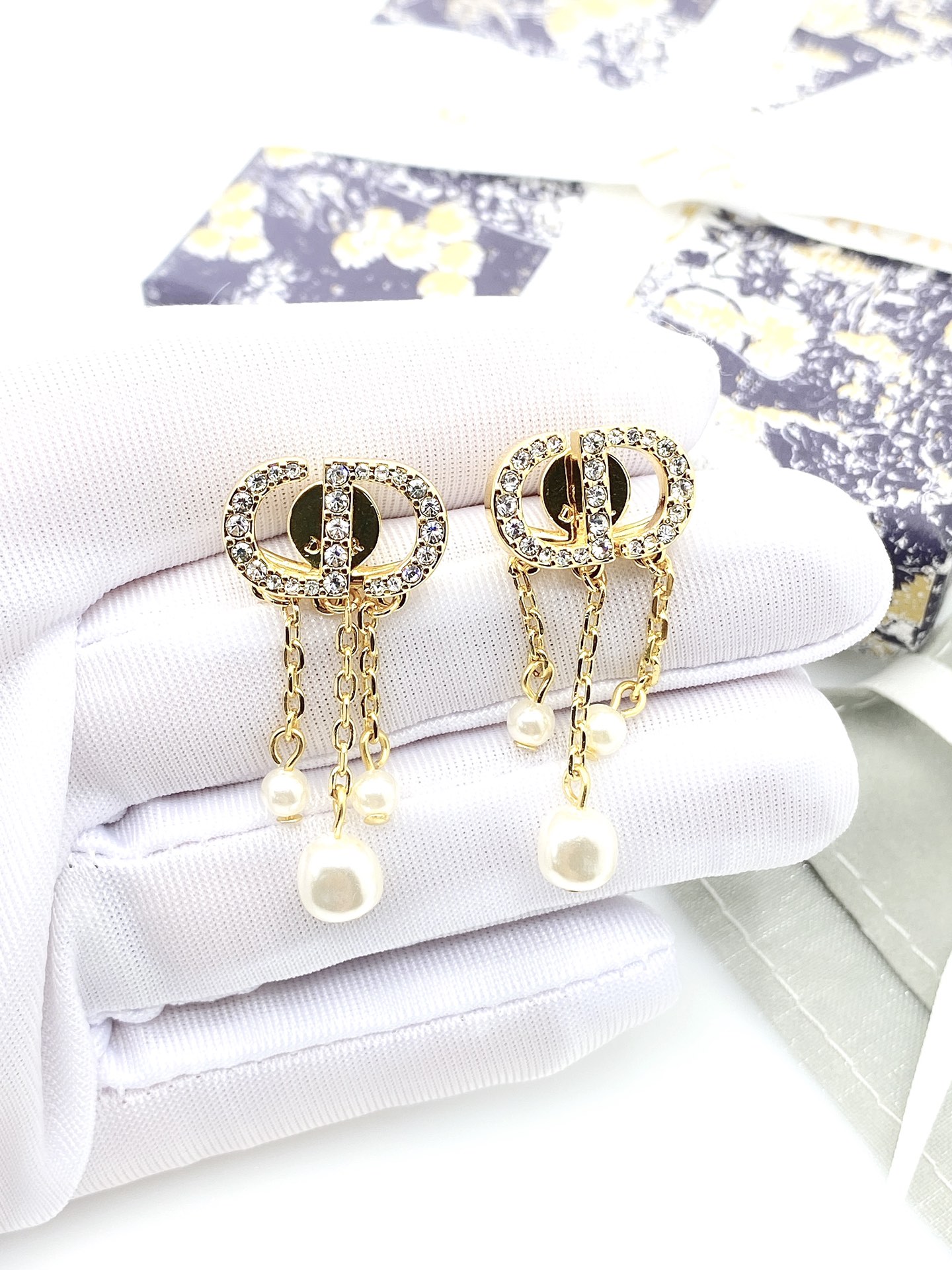 [TOP] Christian Dior CD Tassel Earrings - Gold