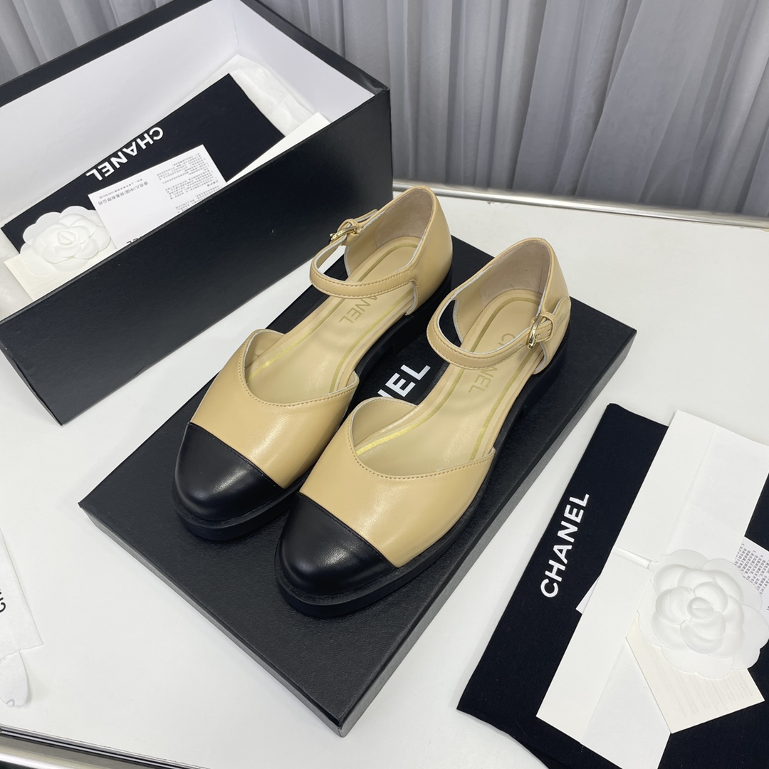 [TOP] CHANEL Two Tone Mules - Collection