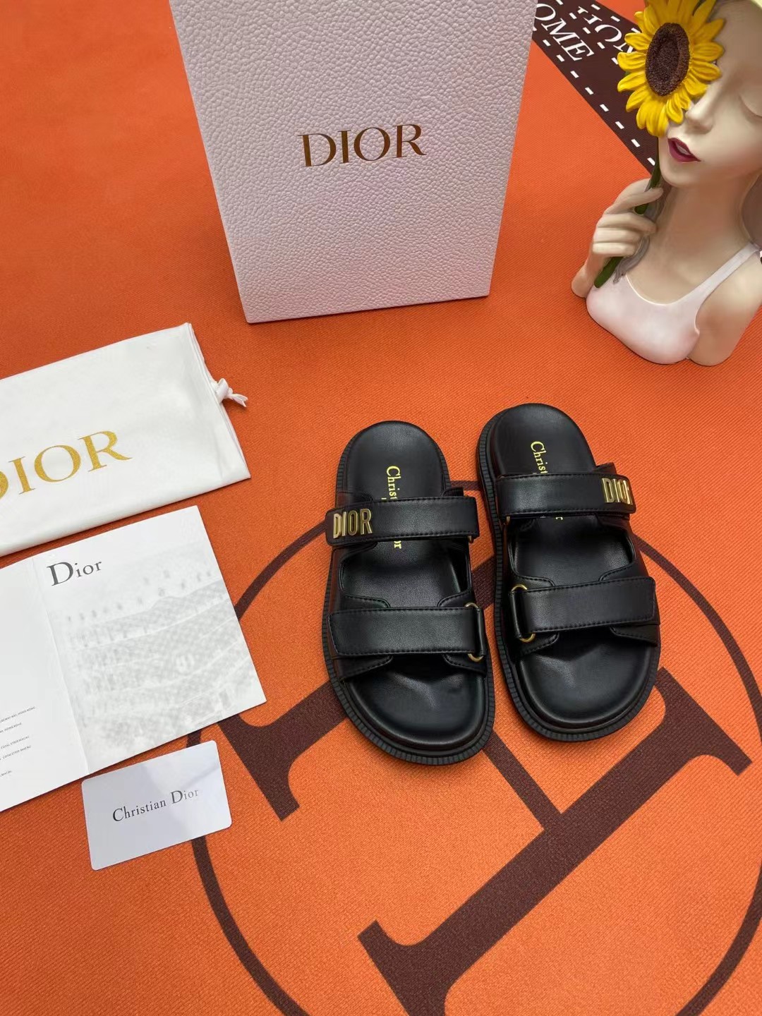 [TOP] Christian Dior Leather Dad Sandals Slides - Collection