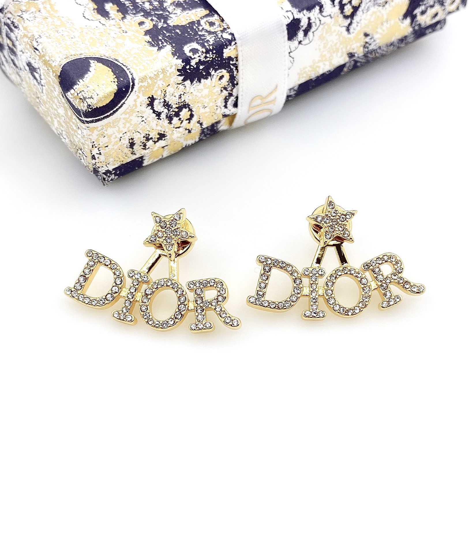 [TOP] Christian Dior Star Diamond Letter earrings - Gold