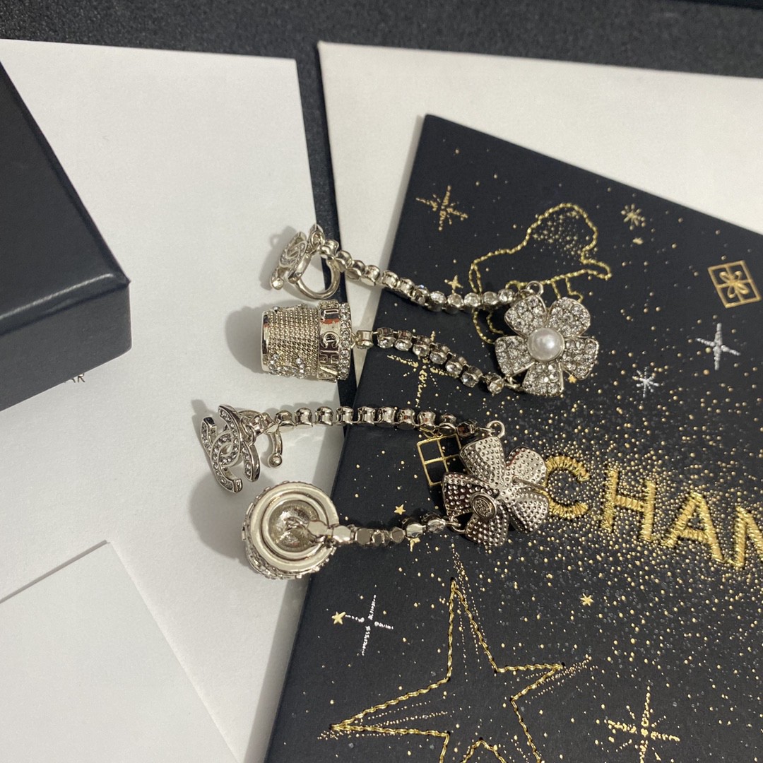 [TOP] CHANEL flower pot Double C Diamond Tassel Pearl Earrings - Silver