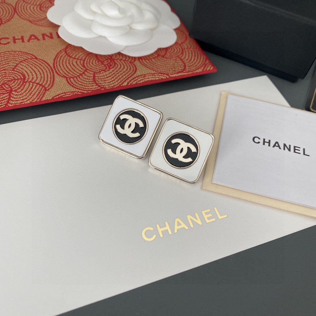 [TOP] CHANEL Double C Square Earrings