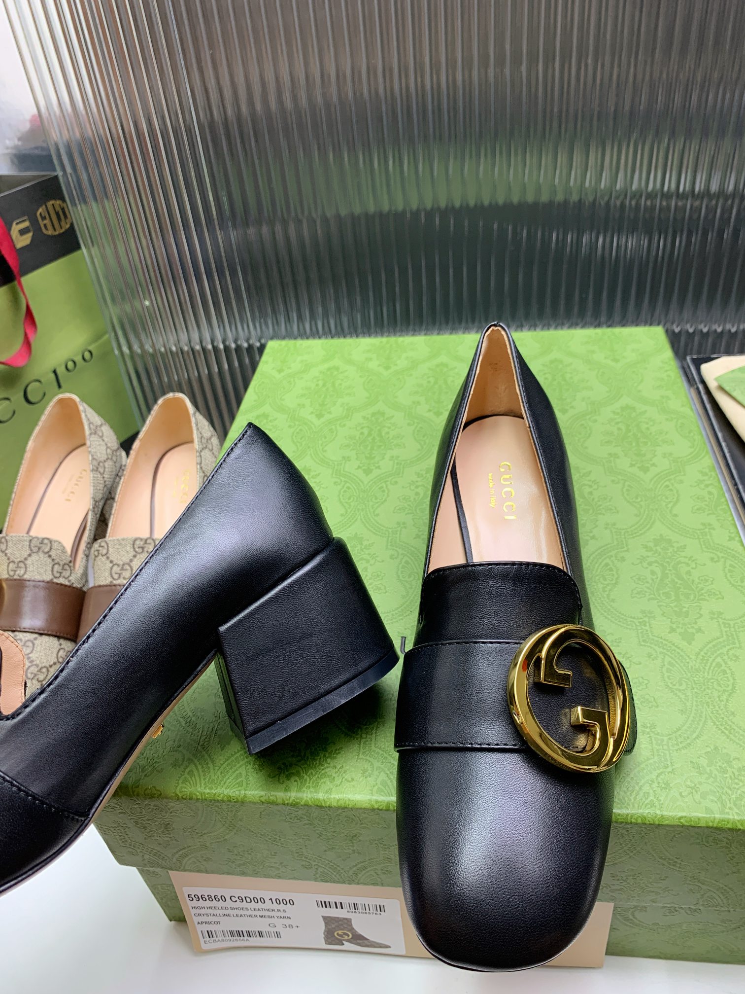 [TOP] GUCCI Double G Buckle Chunky Heel