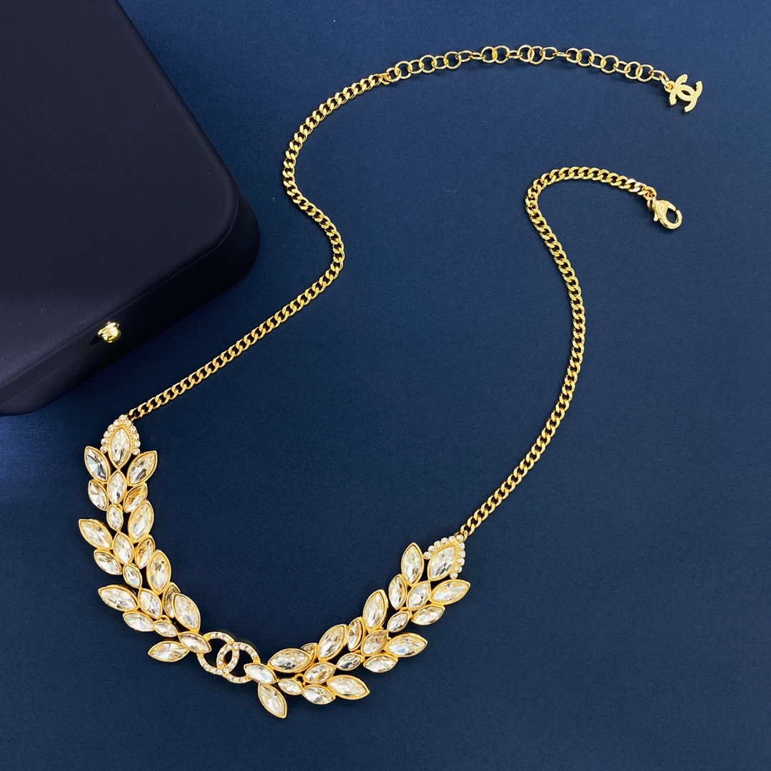 [TOP] CHANEL Double C Wheat Ear White Diamond Tassel Necklace - Gold