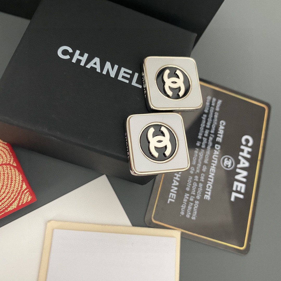 [TOP] CHANEL Double C Square Earrings